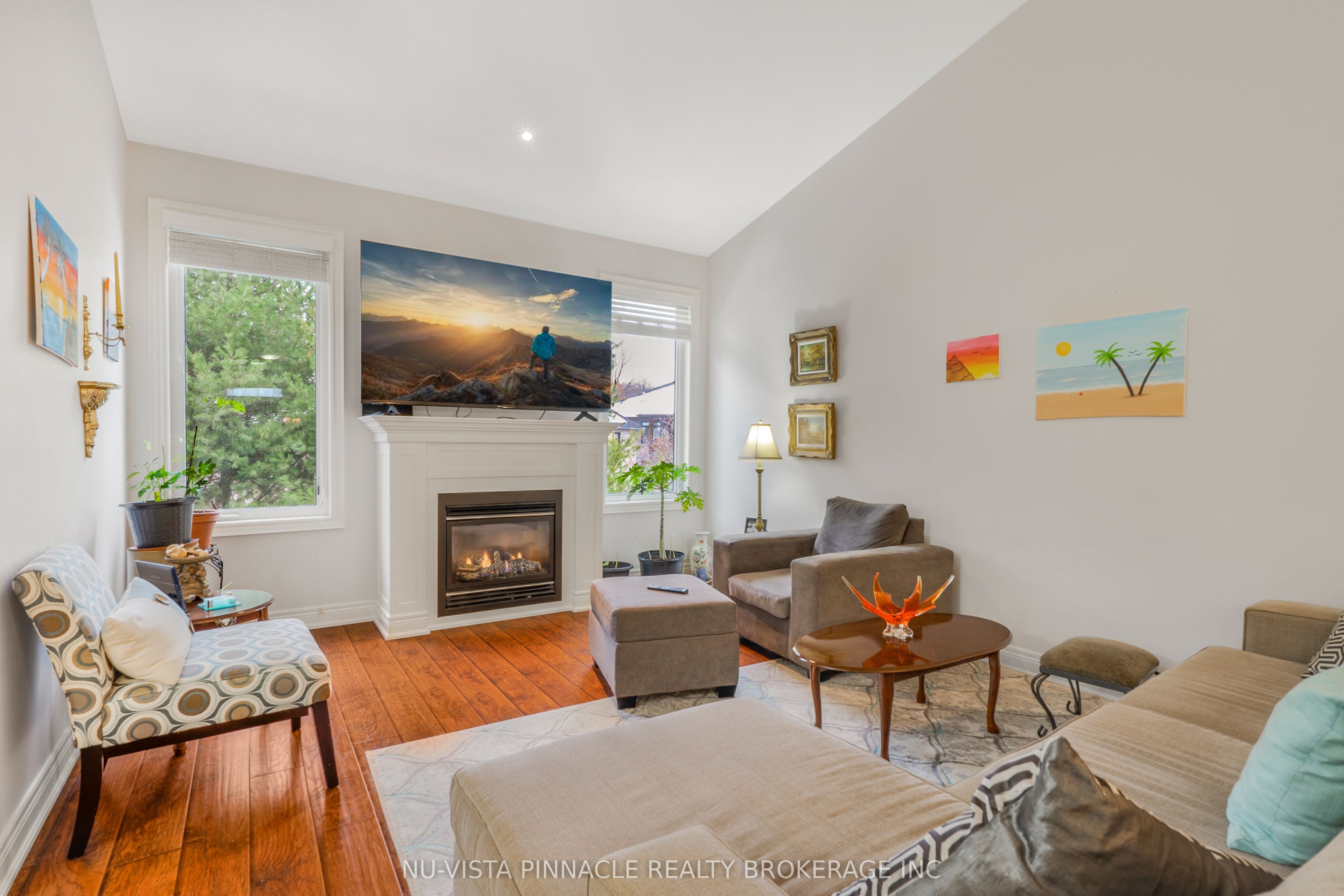 19 E Hillside Drive E 10, Niagara-on-the-Lake, ON L0S 1J0 photo 4