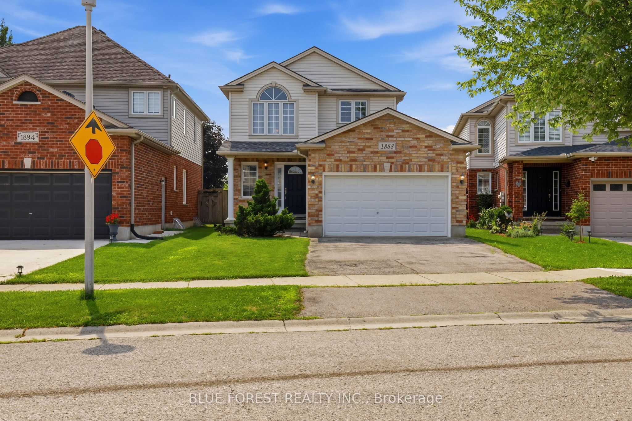 1888 Stackhouse Crescent, London North, ON N5X 4M6
