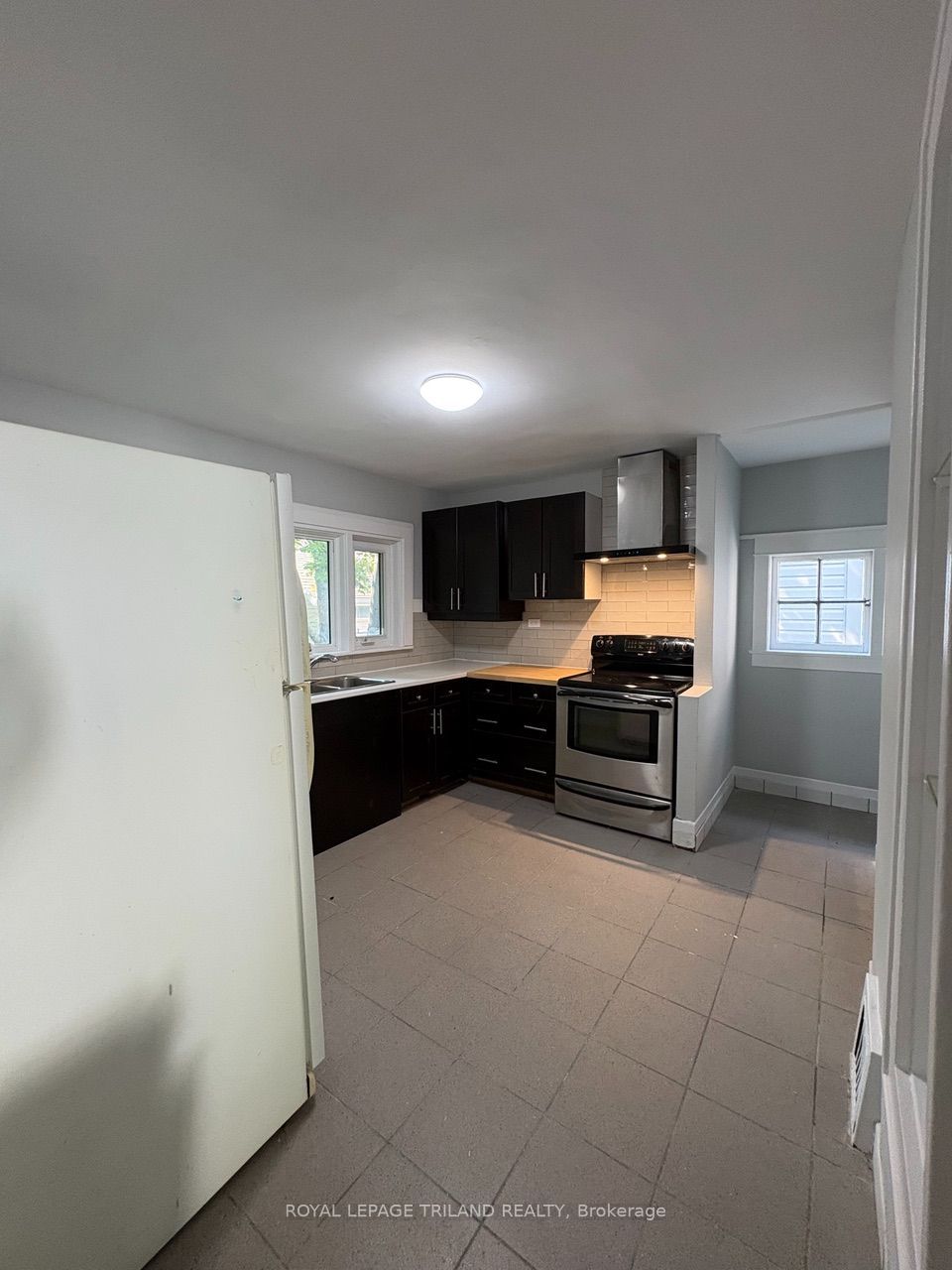 193 Huron Street, London East, ON N6A 2J6 photo 5