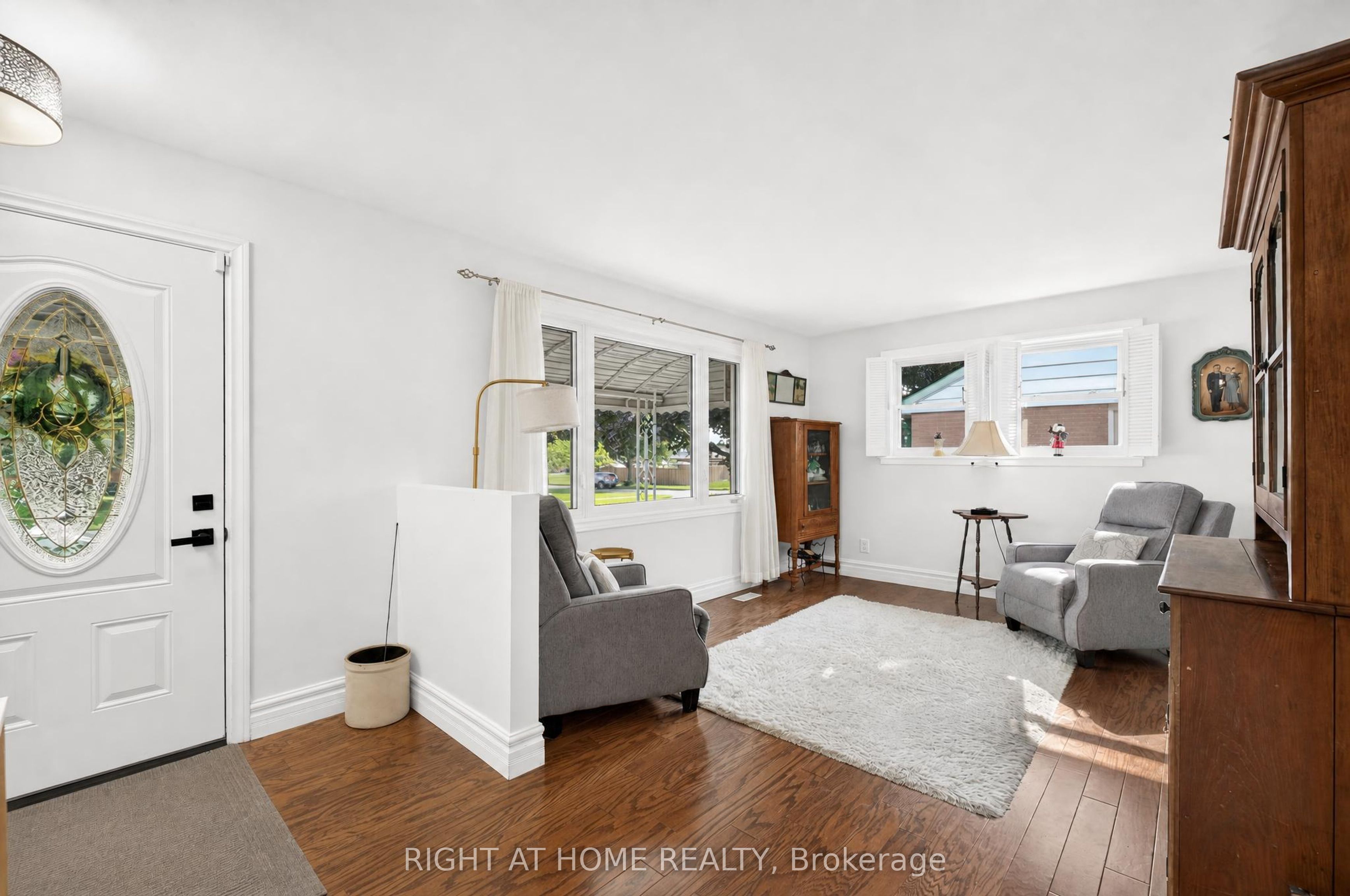 24 Tweedsmuir Avenue, London East, ON N5W 1K5 photo 4