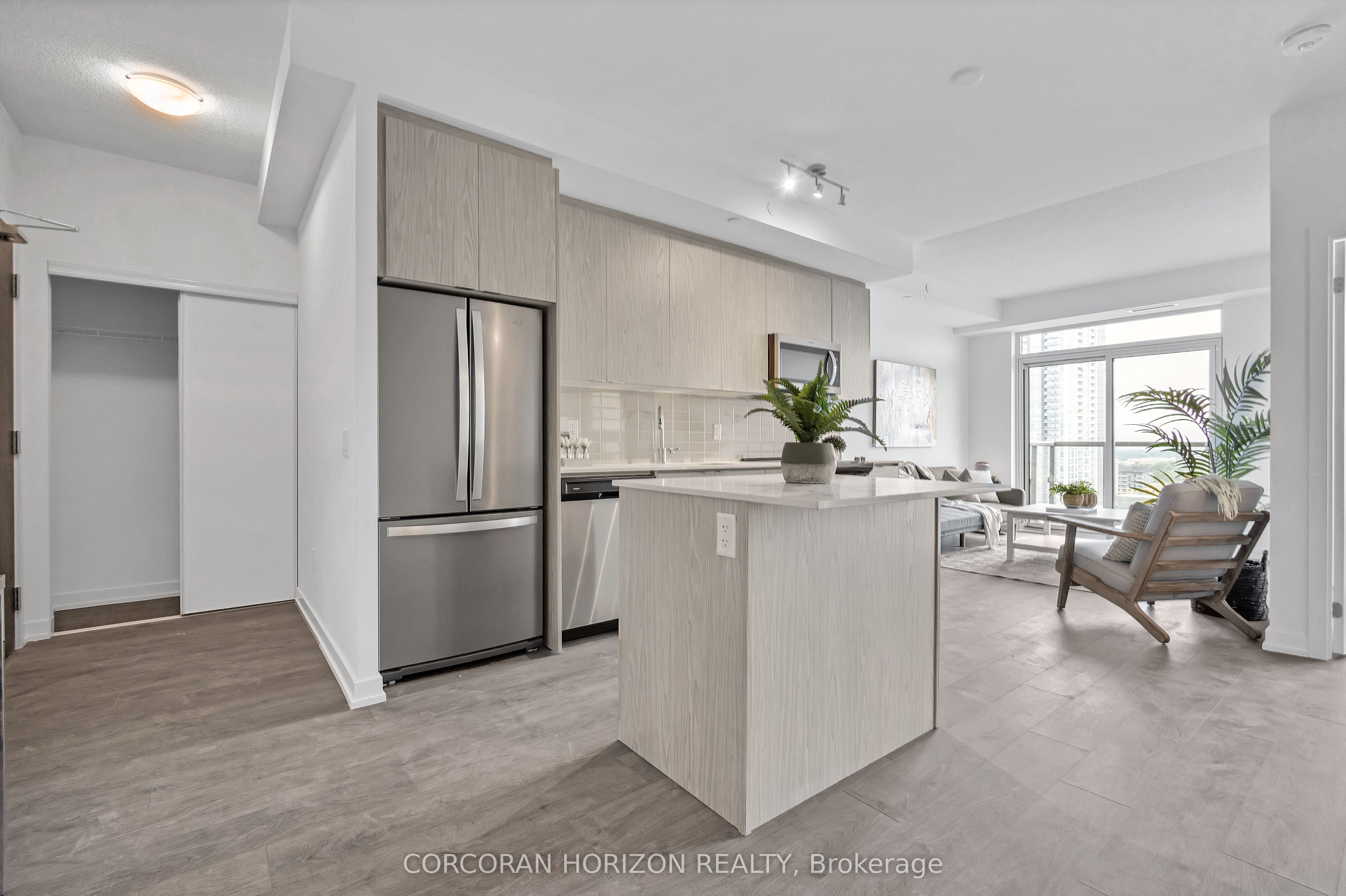55 Duke Street W 1605, Kitchener, ON N2G 1A6 photo 4