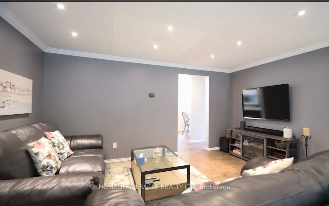 142 Hillmer Road, Cambridge, ON N1R 6N8