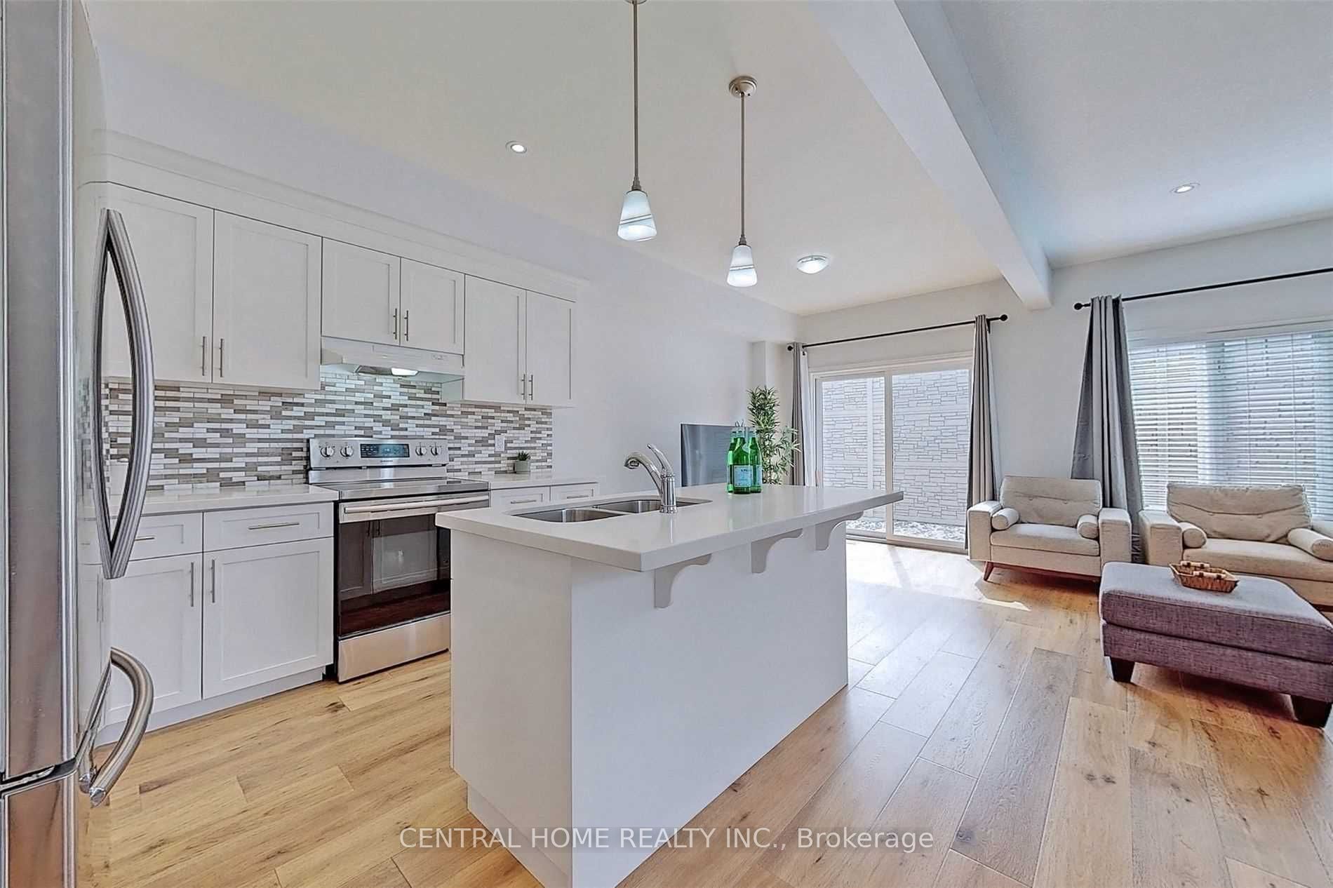 98 Shoreview Place 1, Hamilton, ON L8E 0J4 photo 4