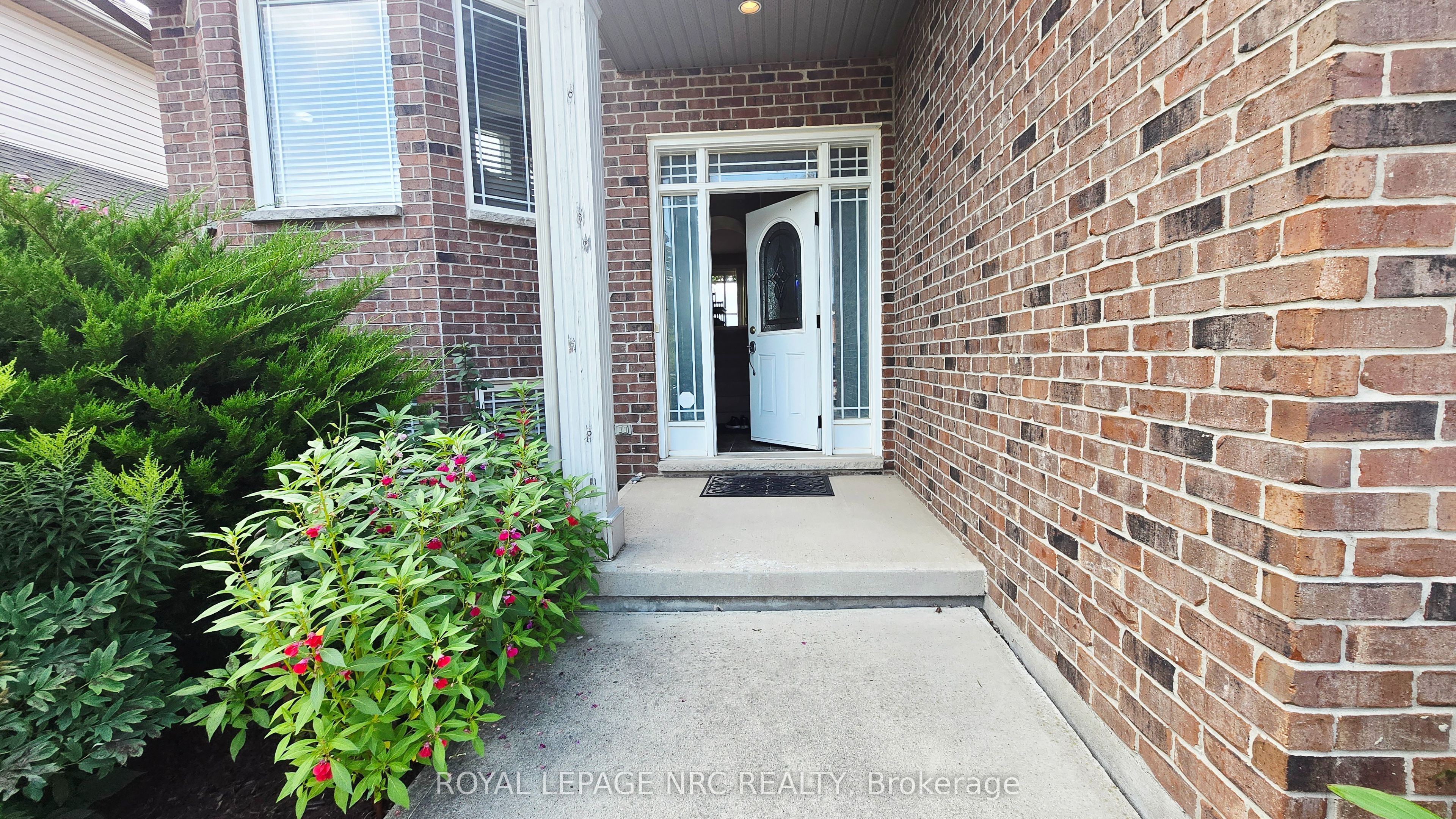 7139 Parkside Road, Niagara Falls, ON L2H 3L6 photo 2
