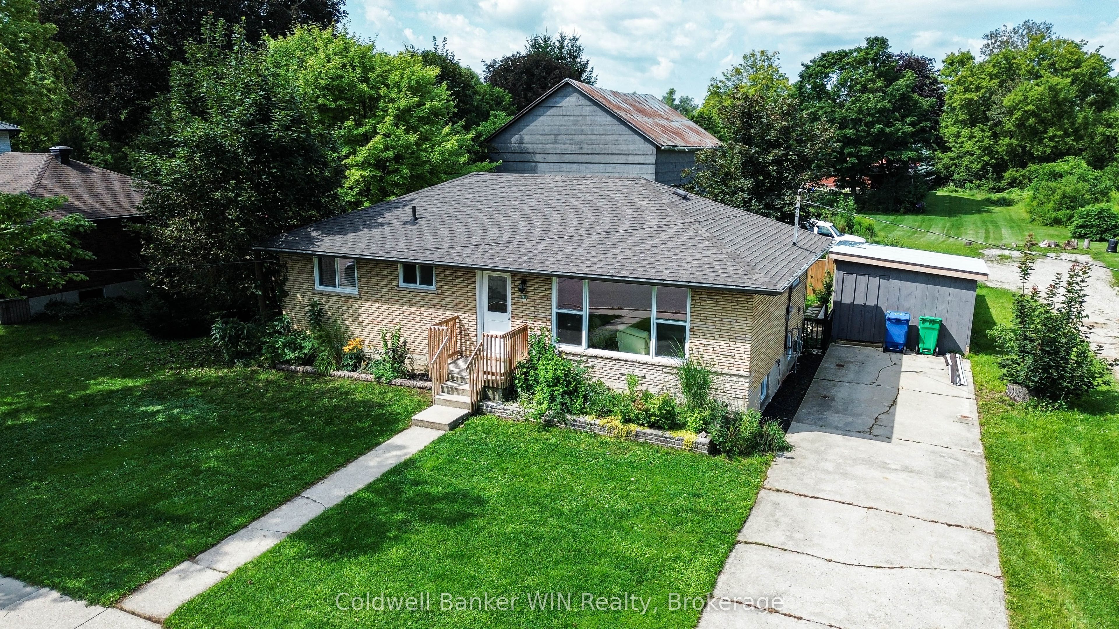 278 Queen Street S, West Grey, ON N0G 1R0