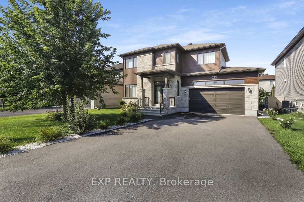 225 Sunset Crescent, Russell, ON K4R 0E5