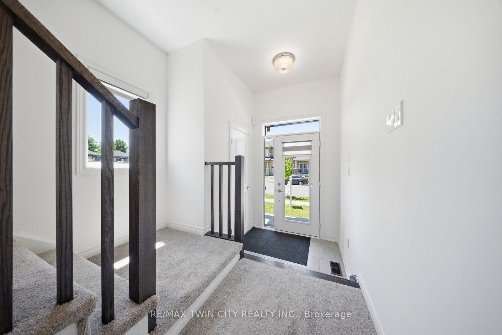 26 Copeman Avenue, Brantford, ON N3V 0B3 photo 5