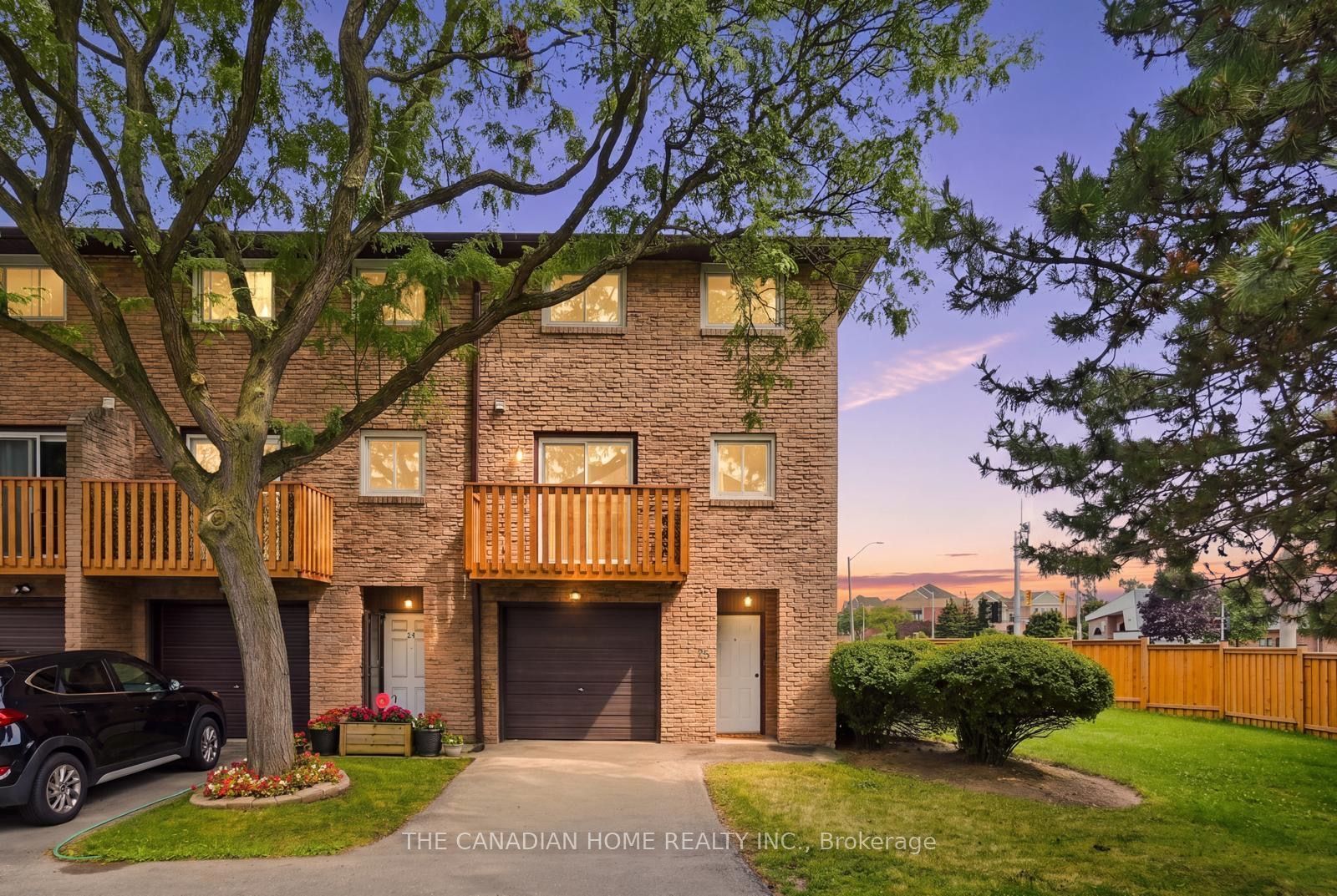 985 Limeridge Road 25, Hamilton, ON L8W 1X9