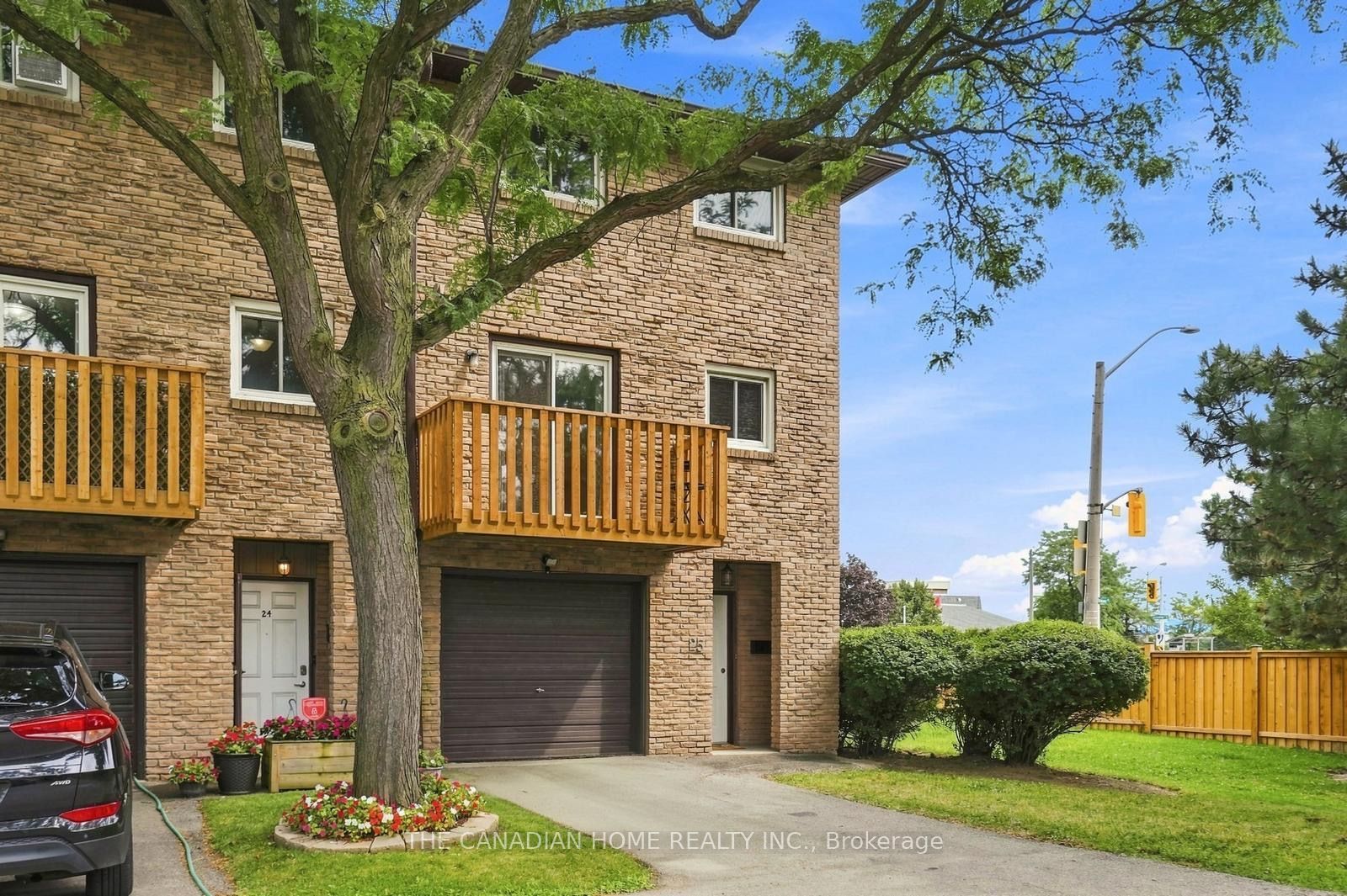 985 Limeridge Road 25, Hamilton, ON L8W 1X9 photo 4