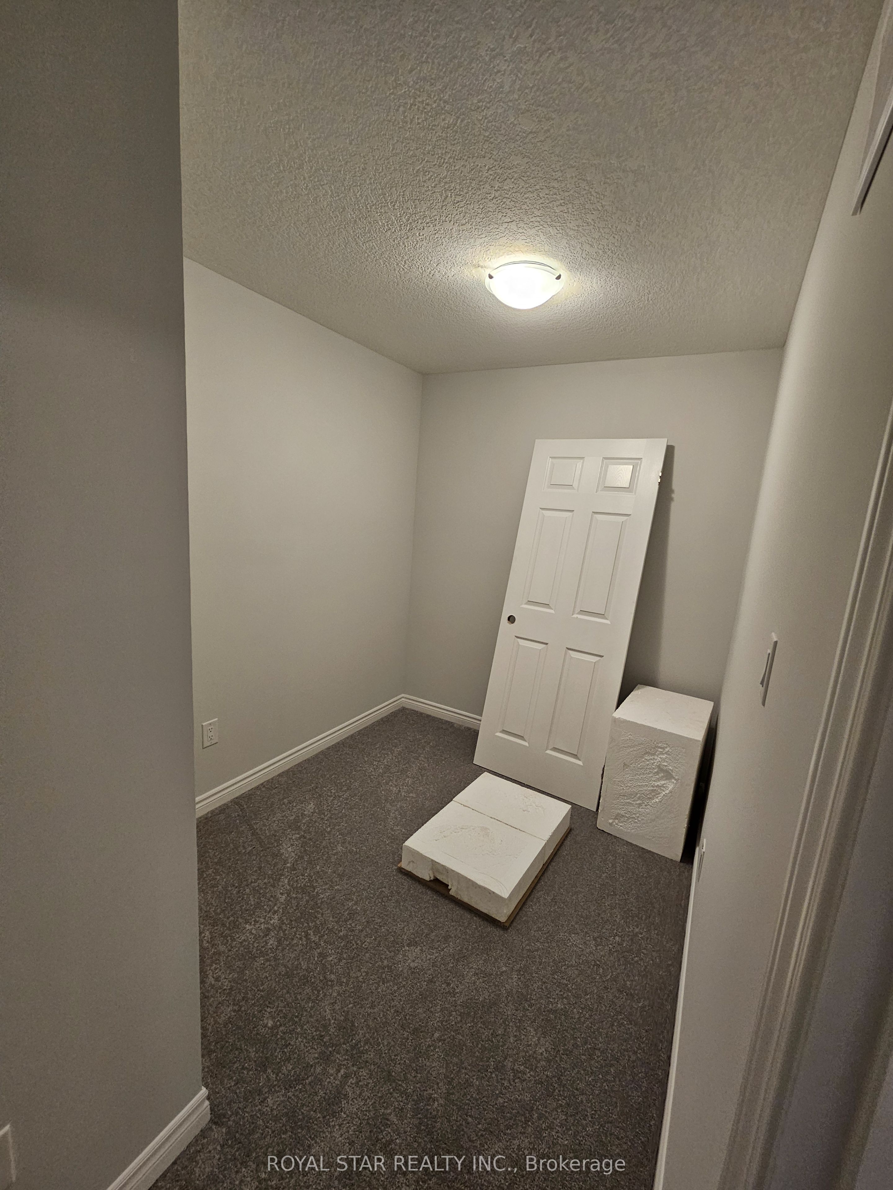 677 Park Road N 98, Brantford, ON N3R 0A2 photo 5