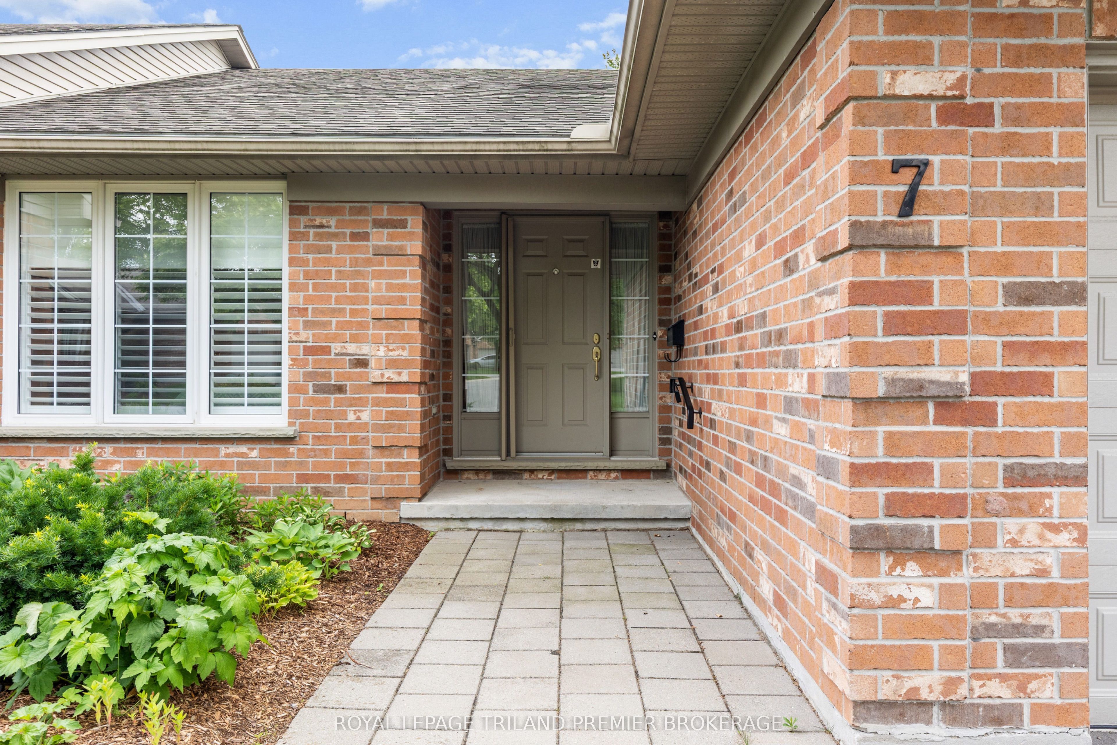 1755 Louise Boulevard 7, London North, ON N6G 5G4 photo 2