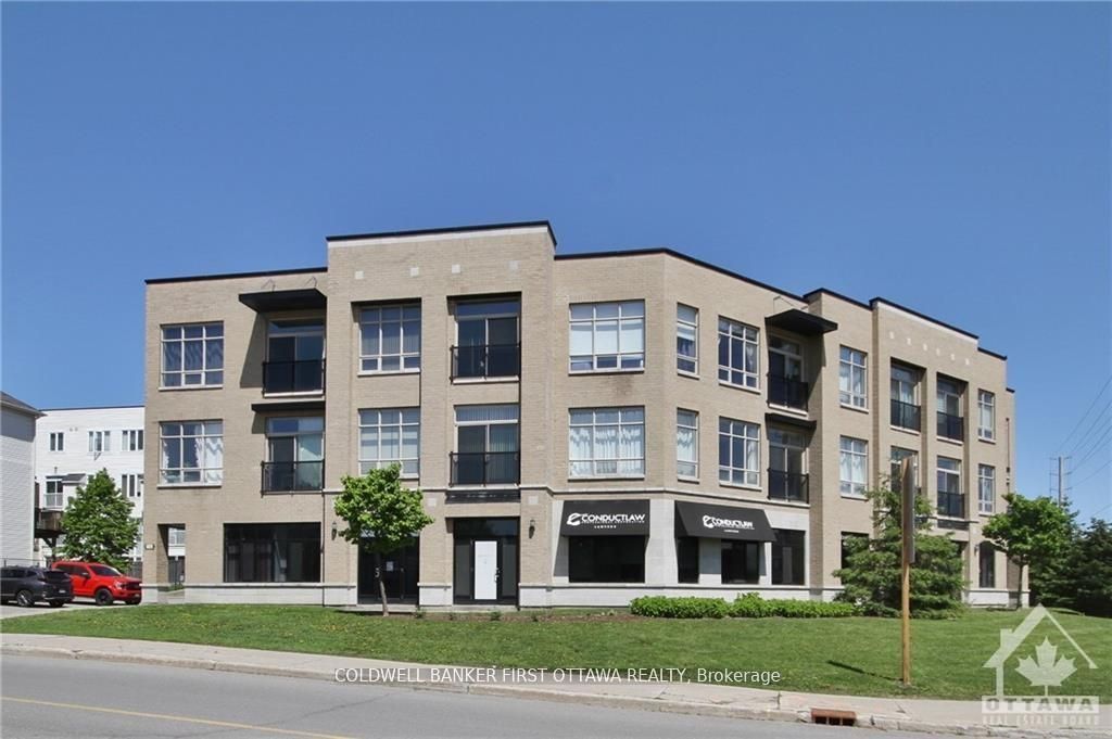 500 CLARIDGE Drive 205, Barrhaven, ON K2J 3G5 photo 2