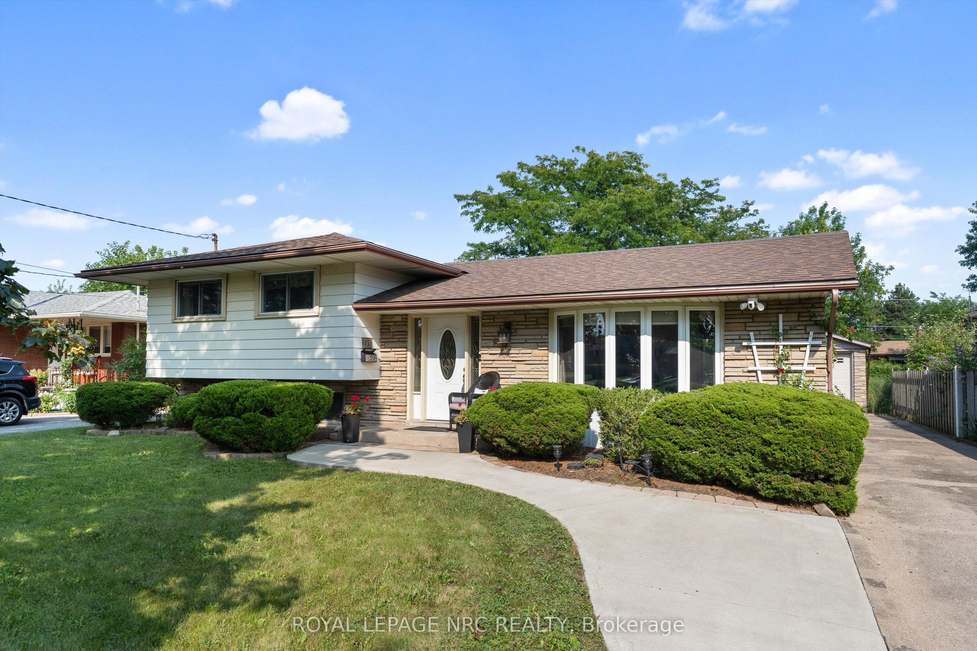 17 Joanna Drive, St. Catharines, ON L2N 1V1 photo 2
