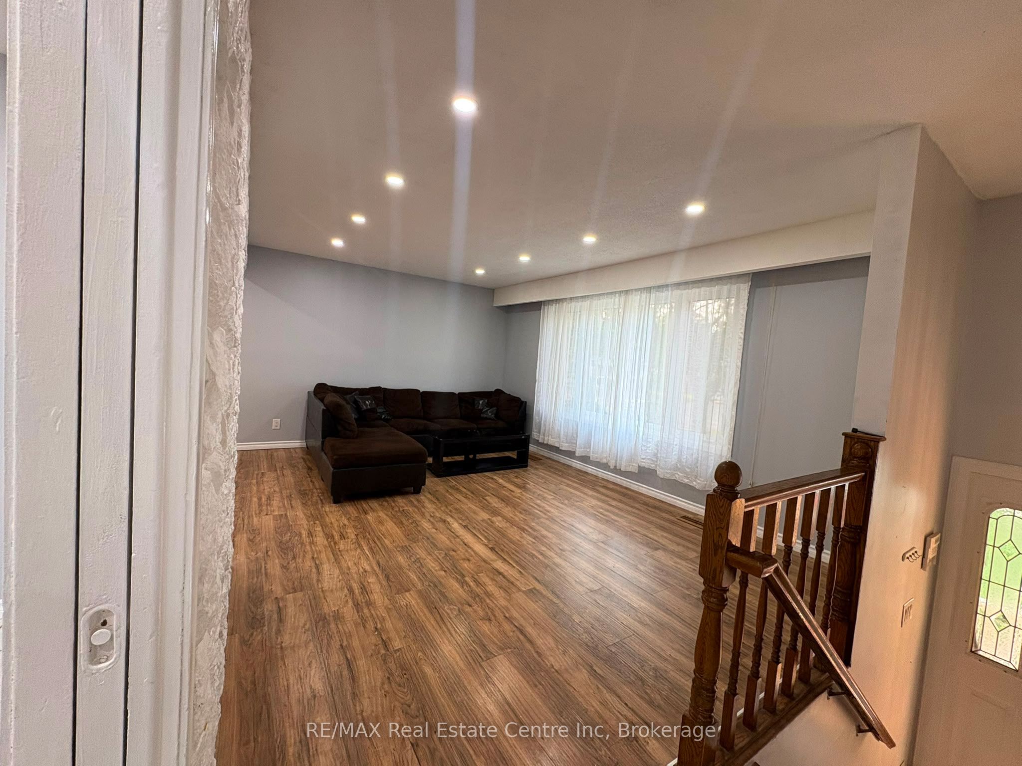 98 Marksam Road, Guelph, ON N1H 6T2 photo 4