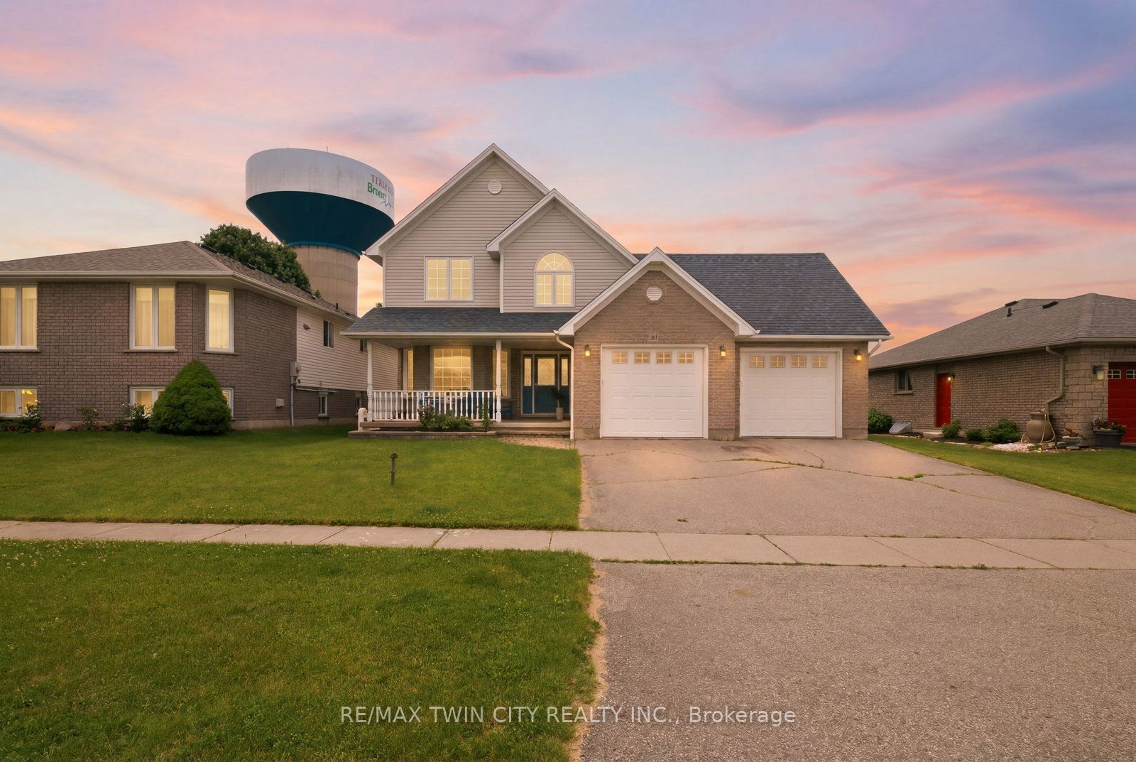 61 Sunnyside Drive, Brant, ON N0E 1N0