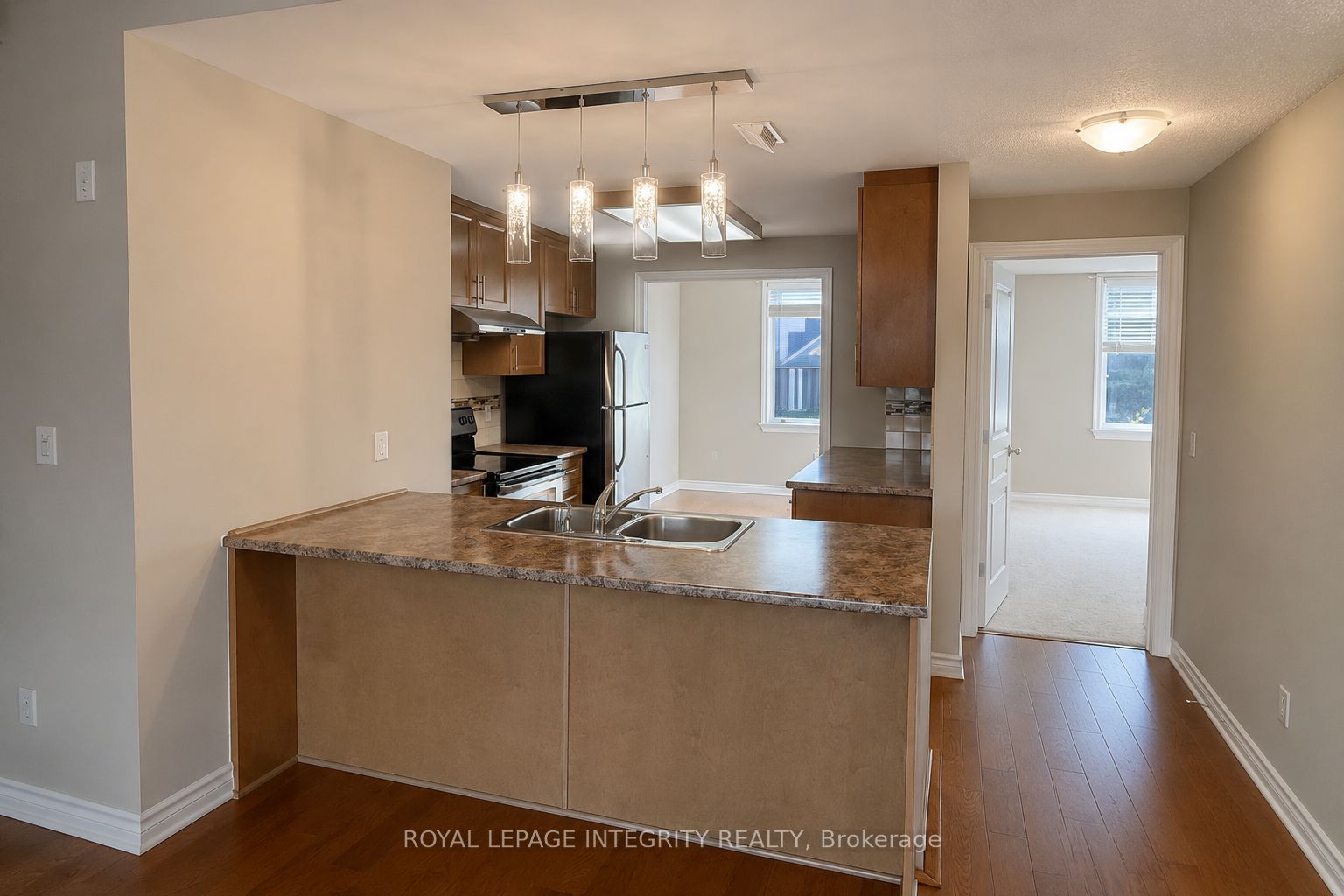 64 TIPPERARY Private D, Barrhaven, ON K2J 2T3 photo 5