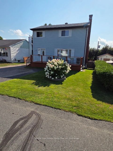 28 Milliken Road, Elliot Lake, ON P5A 1K1 photo 3