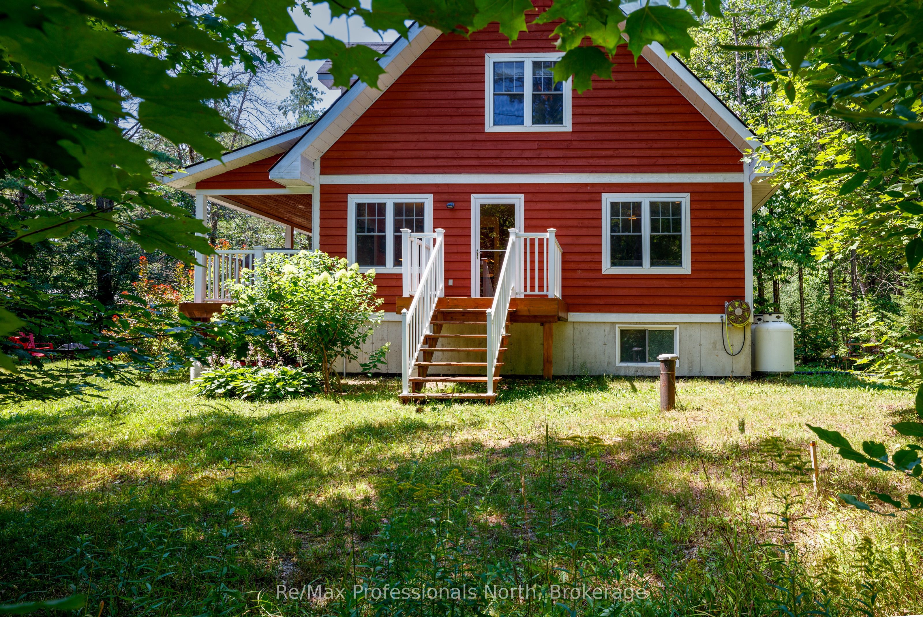 1003 Heron Lane, Gravenhurst, ON P0E 1G0 photo 3