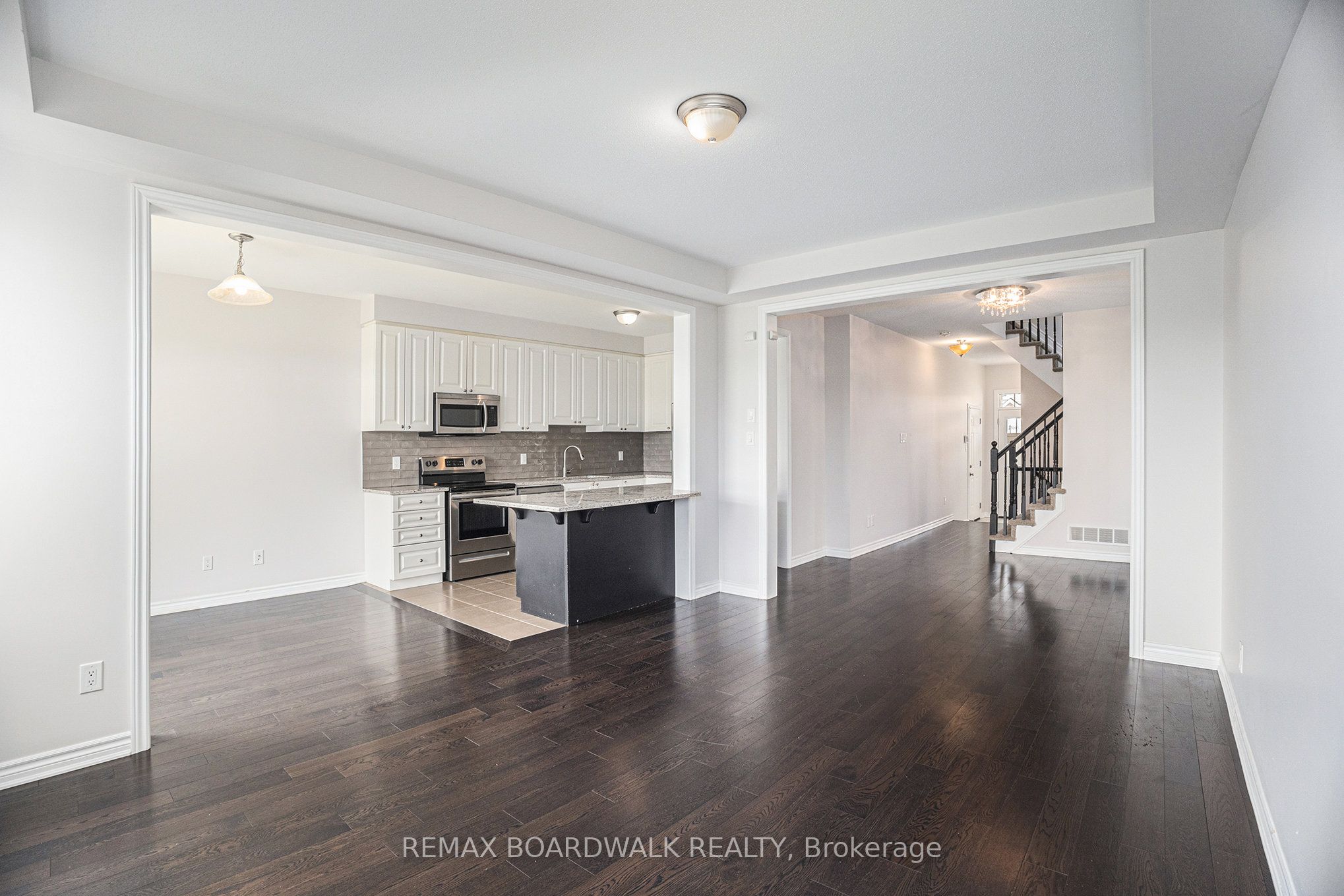 628 MONARDIA Way, Orleans - Cumberland and Area, ON K4A 1C8 photo 4