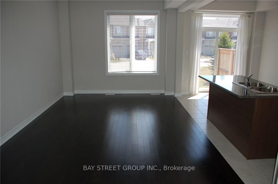 90 Raymond Road 32, Hamilton, ON L9K 0J6 photo 5