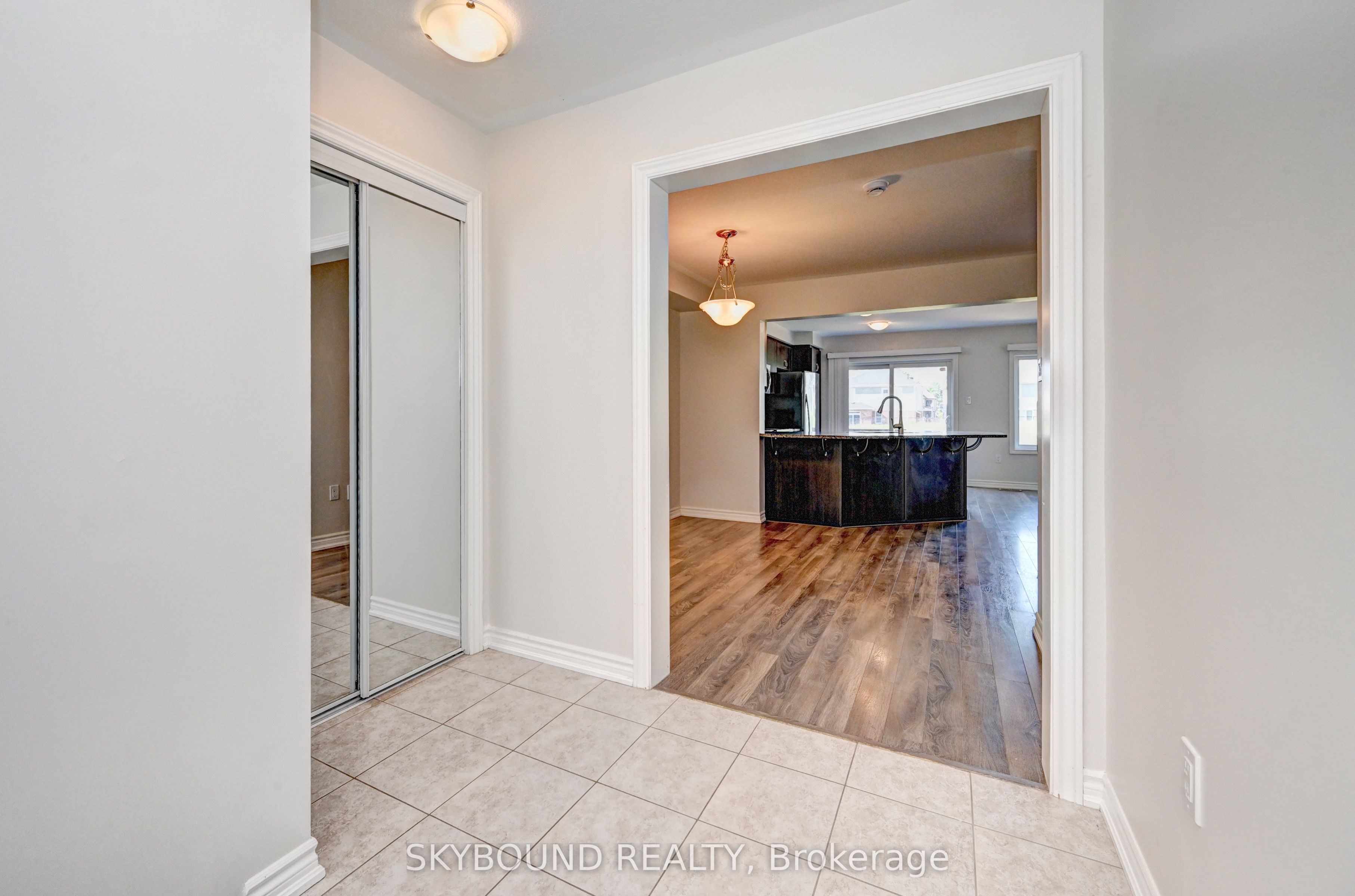 260 Waterbrook Lane, Kitchener, ON N2P 0H7 photo 3
