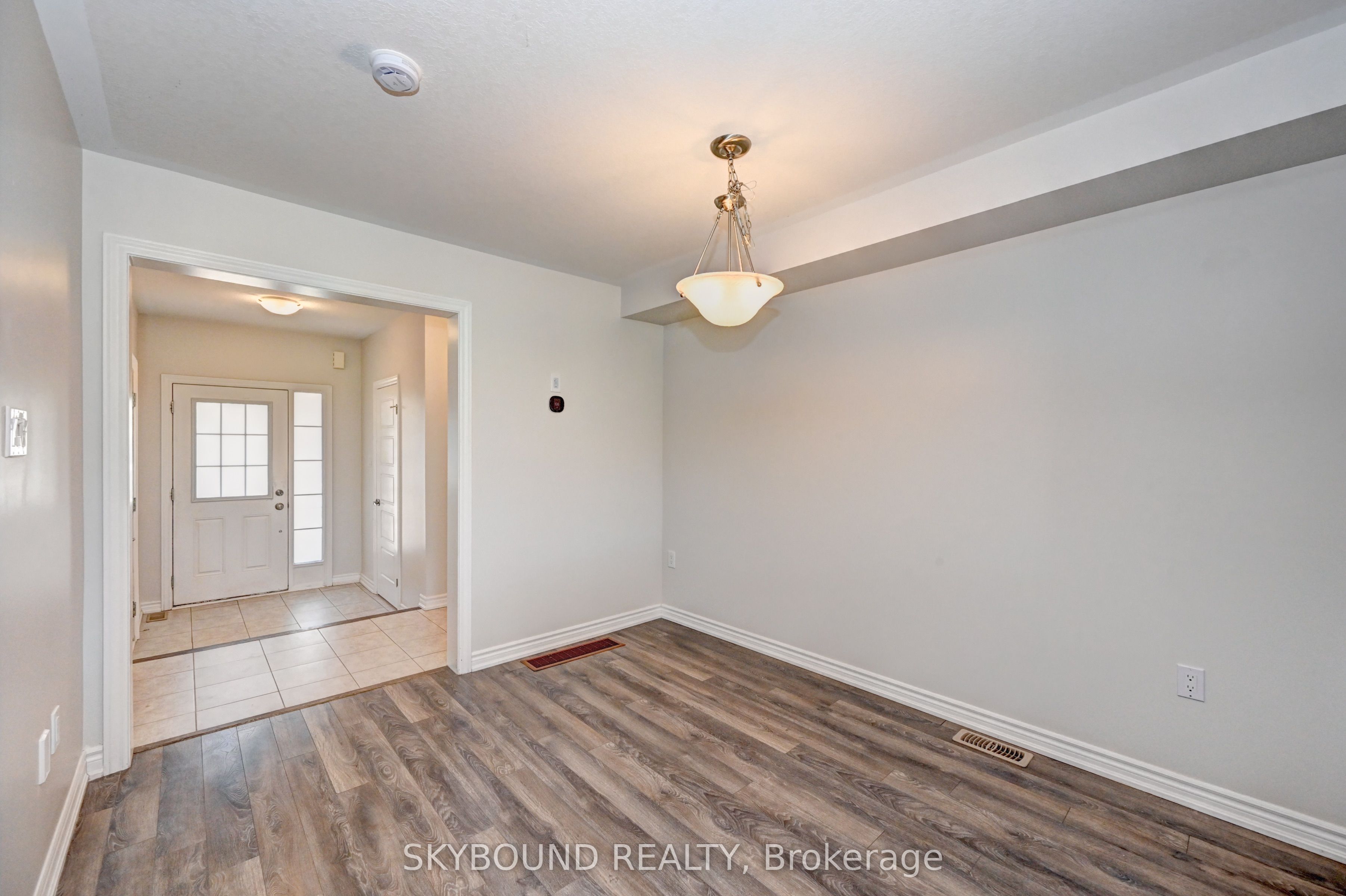 260 Waterbrook Lane, Kitchener, ON N2P 0H7 photo 5