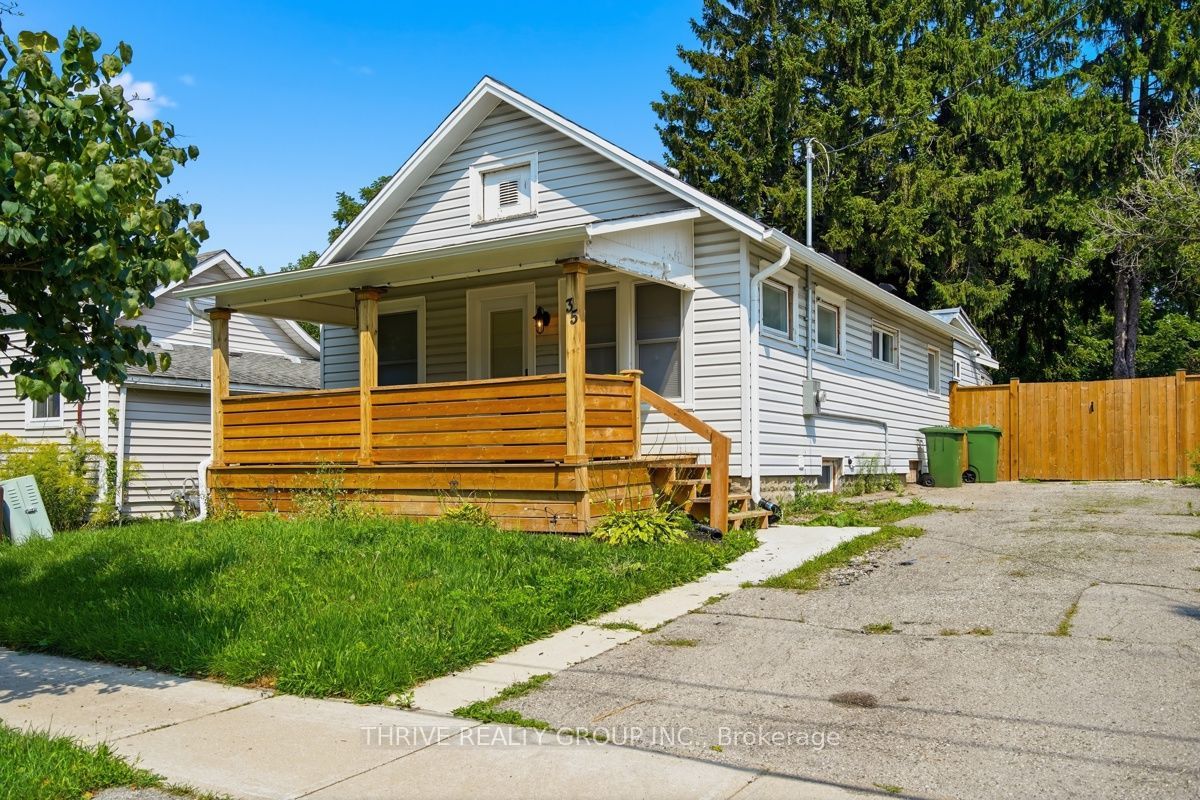 35 Malakoff Street, St. Thomas, ON N5P 1L8