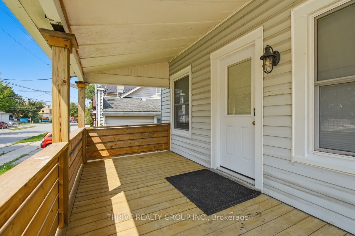 35 Malakoff Street, St. Thomas, ON N5P 1L8 photo 3