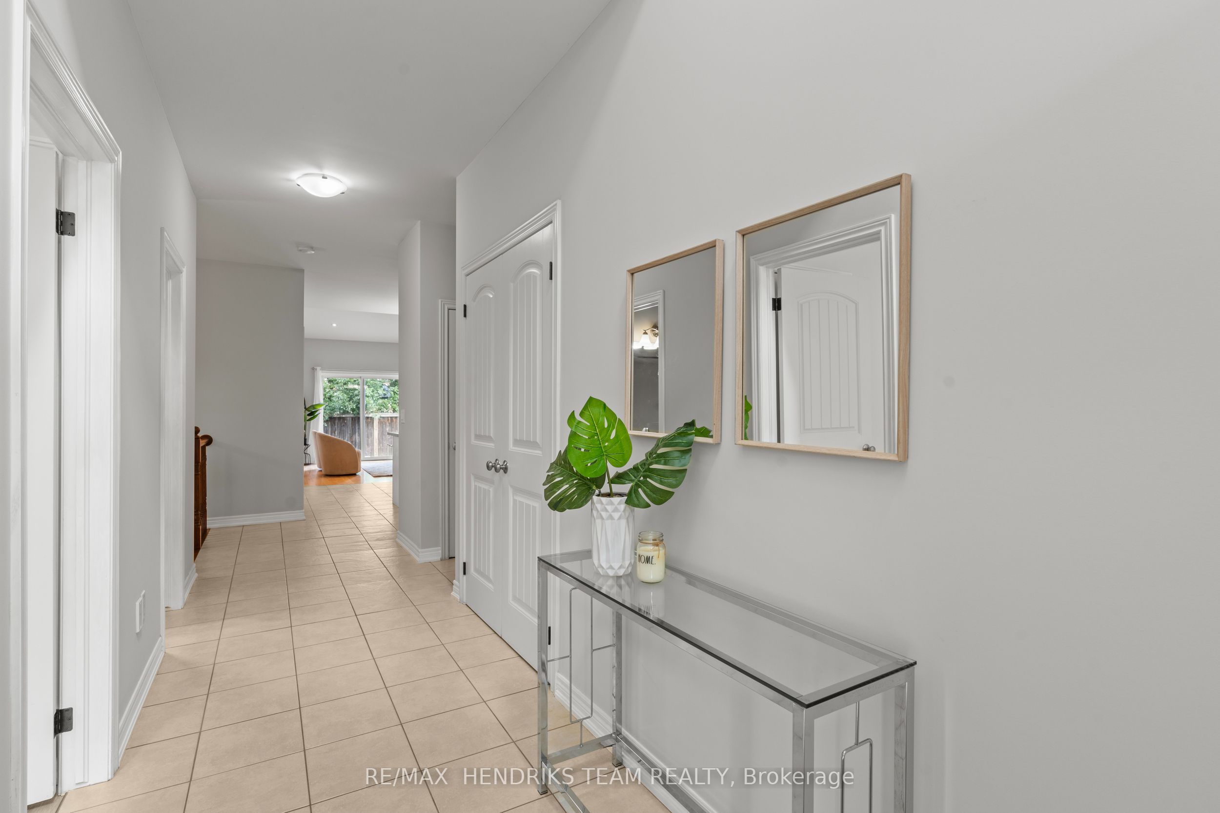 58 Videl Crescent N, St. Catharines, ON L2W 0A3 photo 5