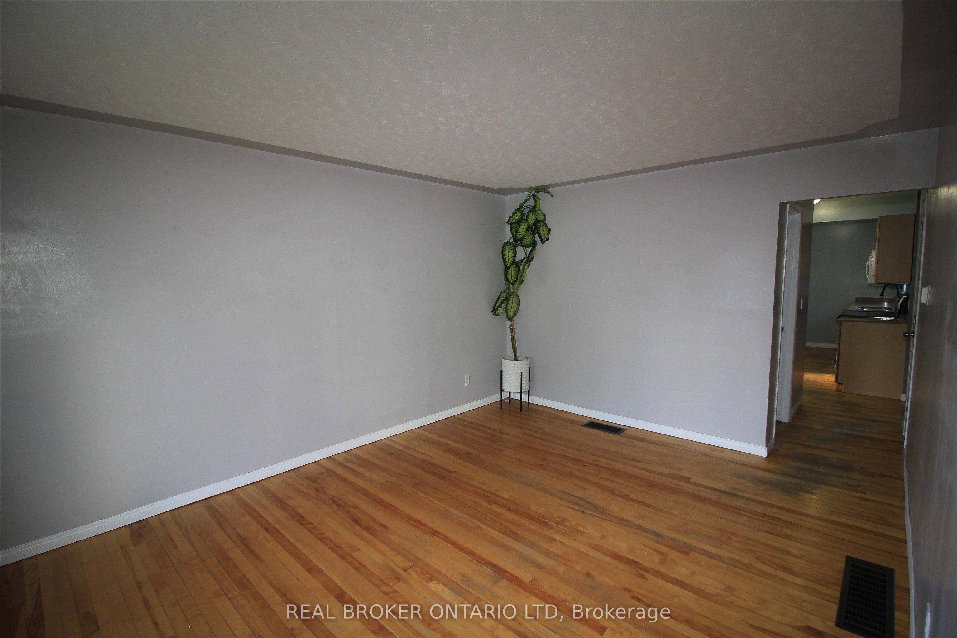 368 Merrill Street, Thunder Bay, ON P7A 1E6 photo 2