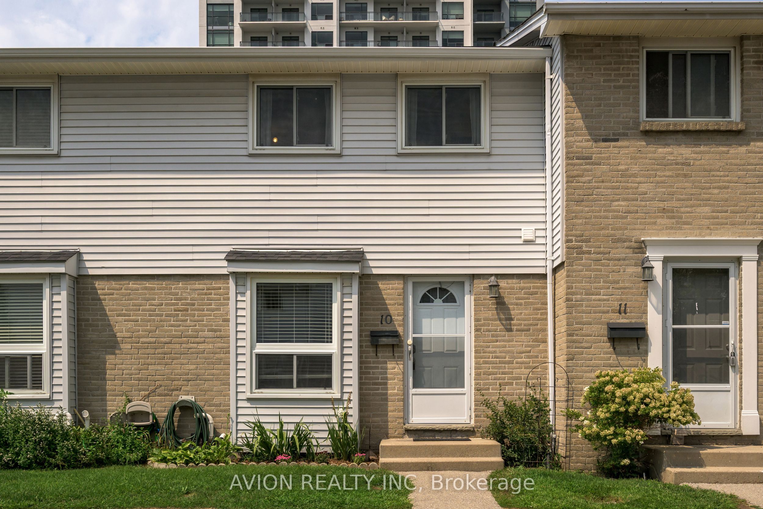 1786 Attawandaron Road 10, London North, ON N6G 3N1