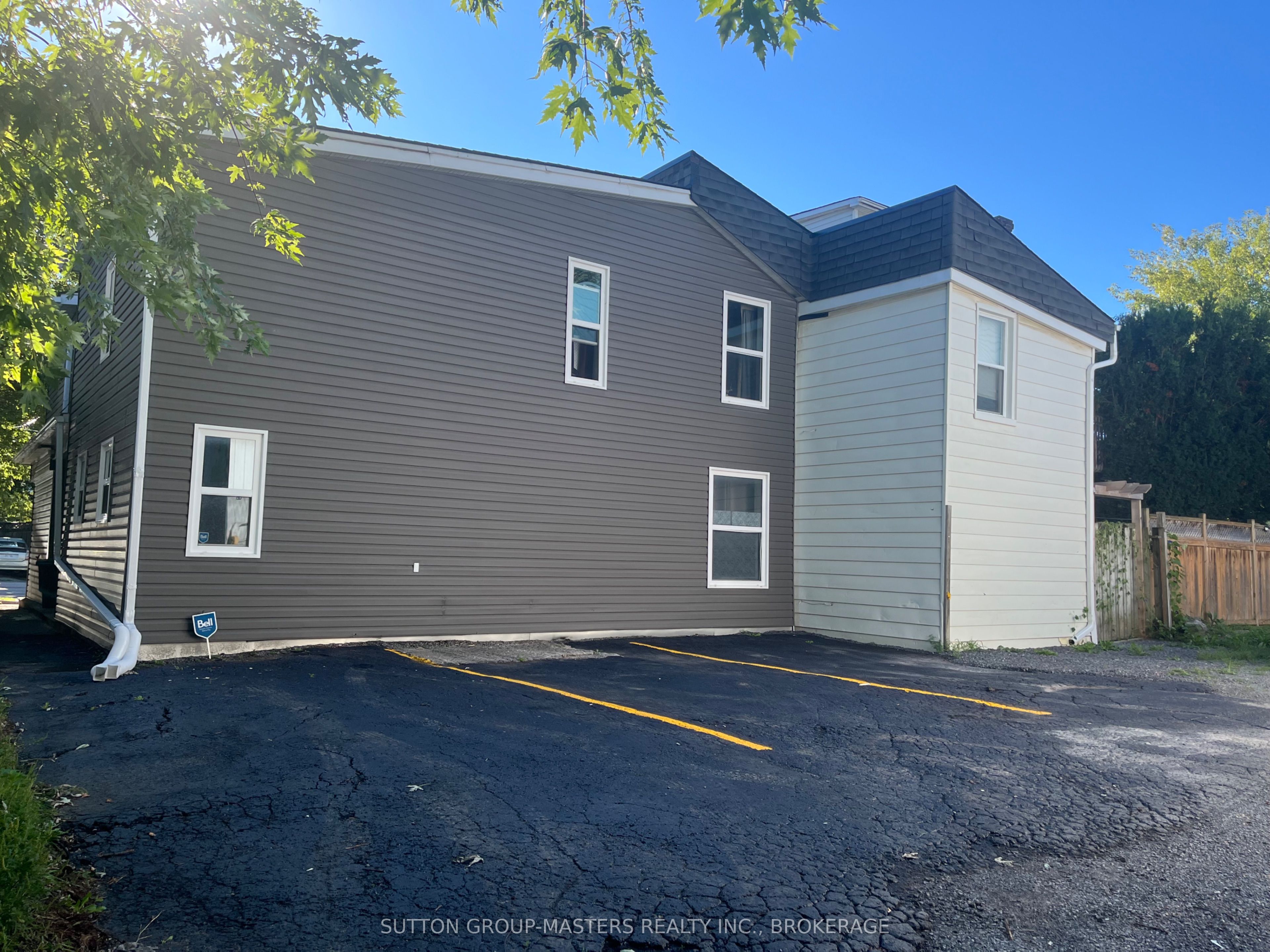 380 Barrie Street, Kingston, ON K7K 3T4 photo 3