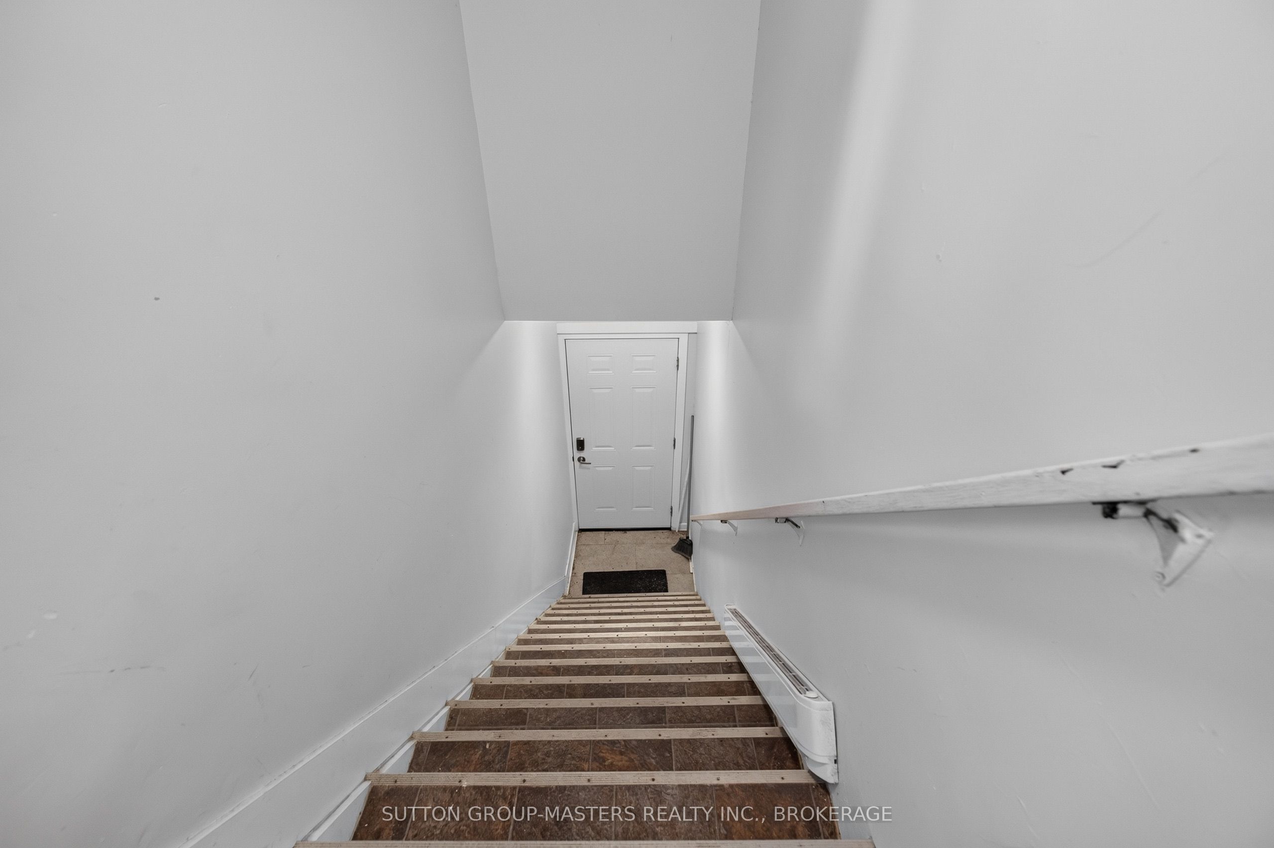 380 Barrie Street, Kingston, ON K7K 3T4 photo 5