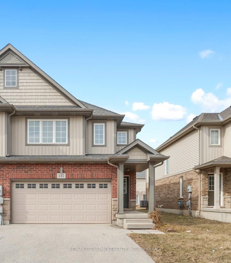 141 Winterberry Boulevard Main, Thorold, ON L2V 5G6 photo 3