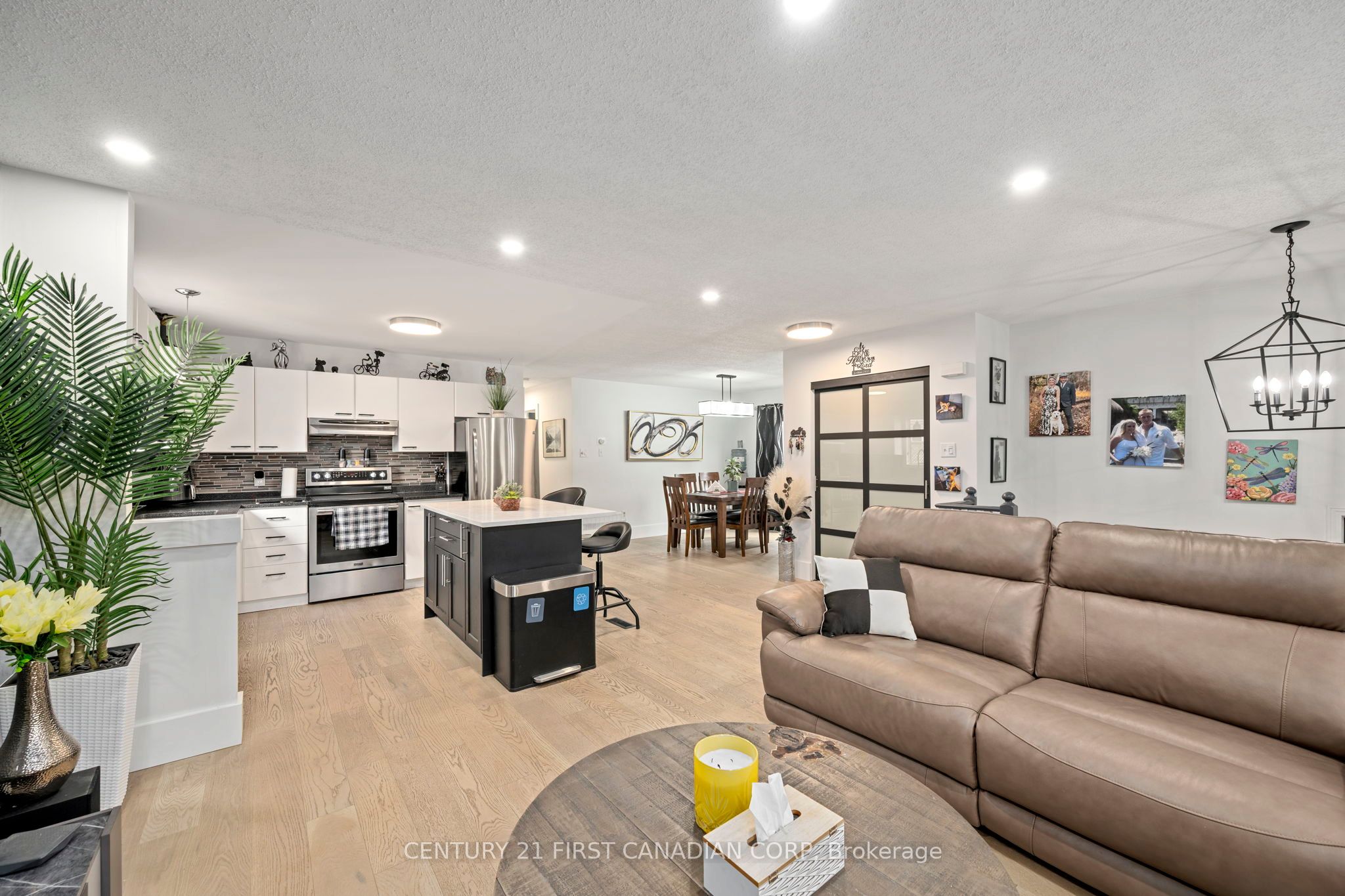 902 Railton Avenue, London East, ON N5V 4V9 photo 4