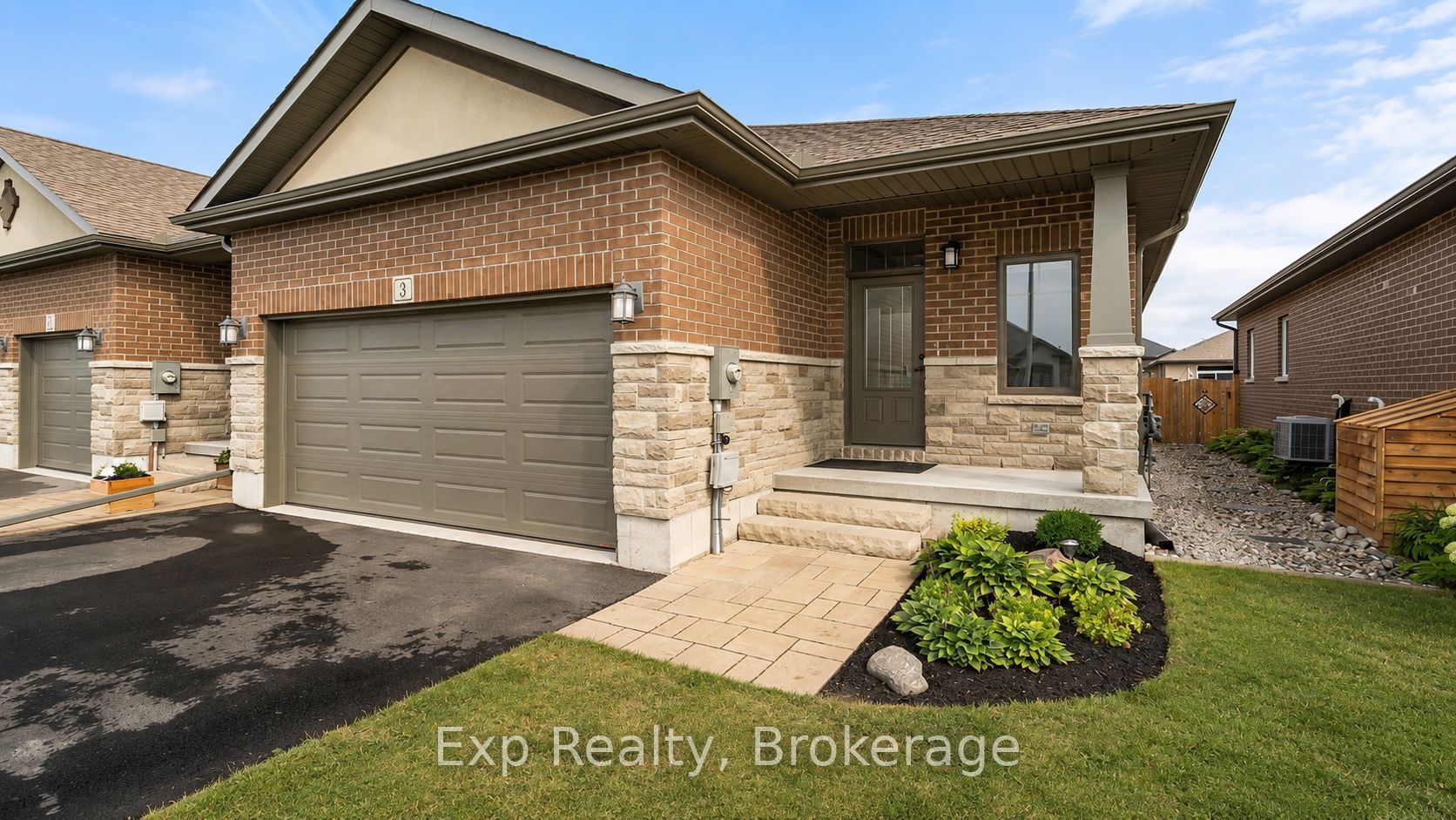 3 Farmington Crescent, Belleville, ON K8N 0J9