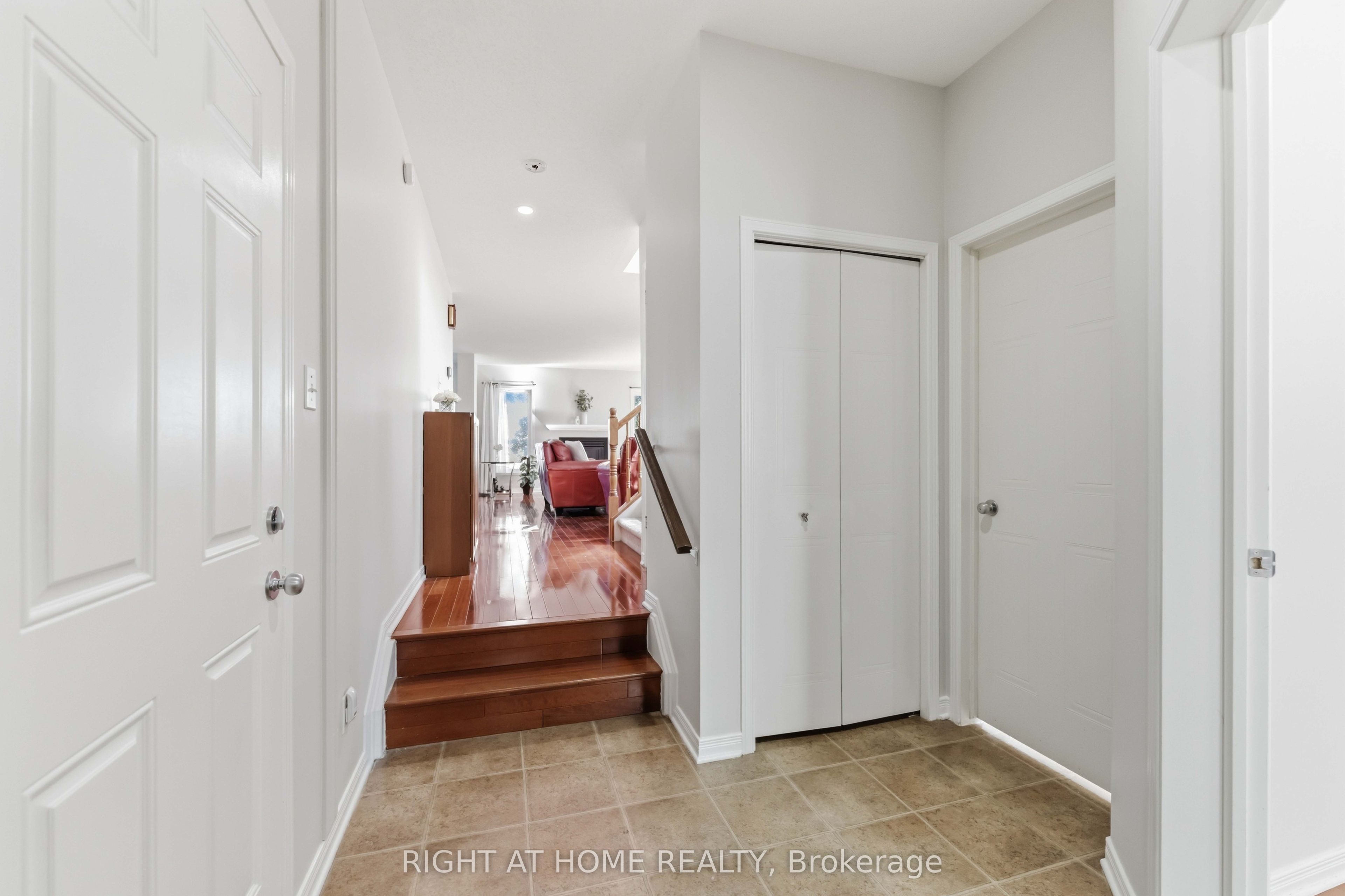 259 Sorento Street, Barrhaven, ON K2J 0B4 photo 5