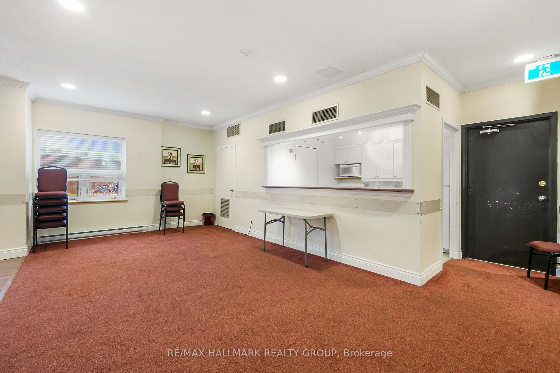 900 Dynes Road 210, Mooneys Bay - Carleton Heights and Area, ON K2C 3L6 photo 4