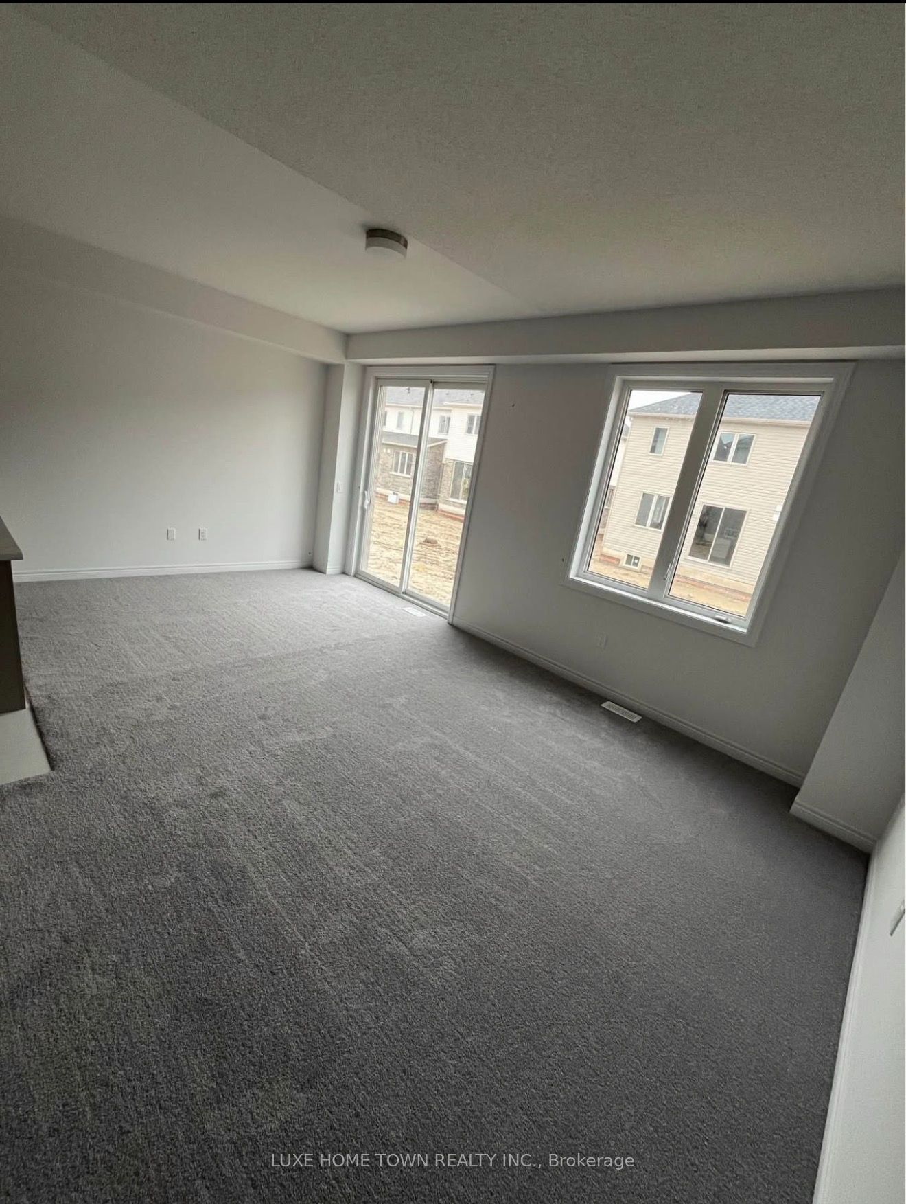 203 FARLEY Road, Centre Wellington, ON N1M 2W3 photo 3