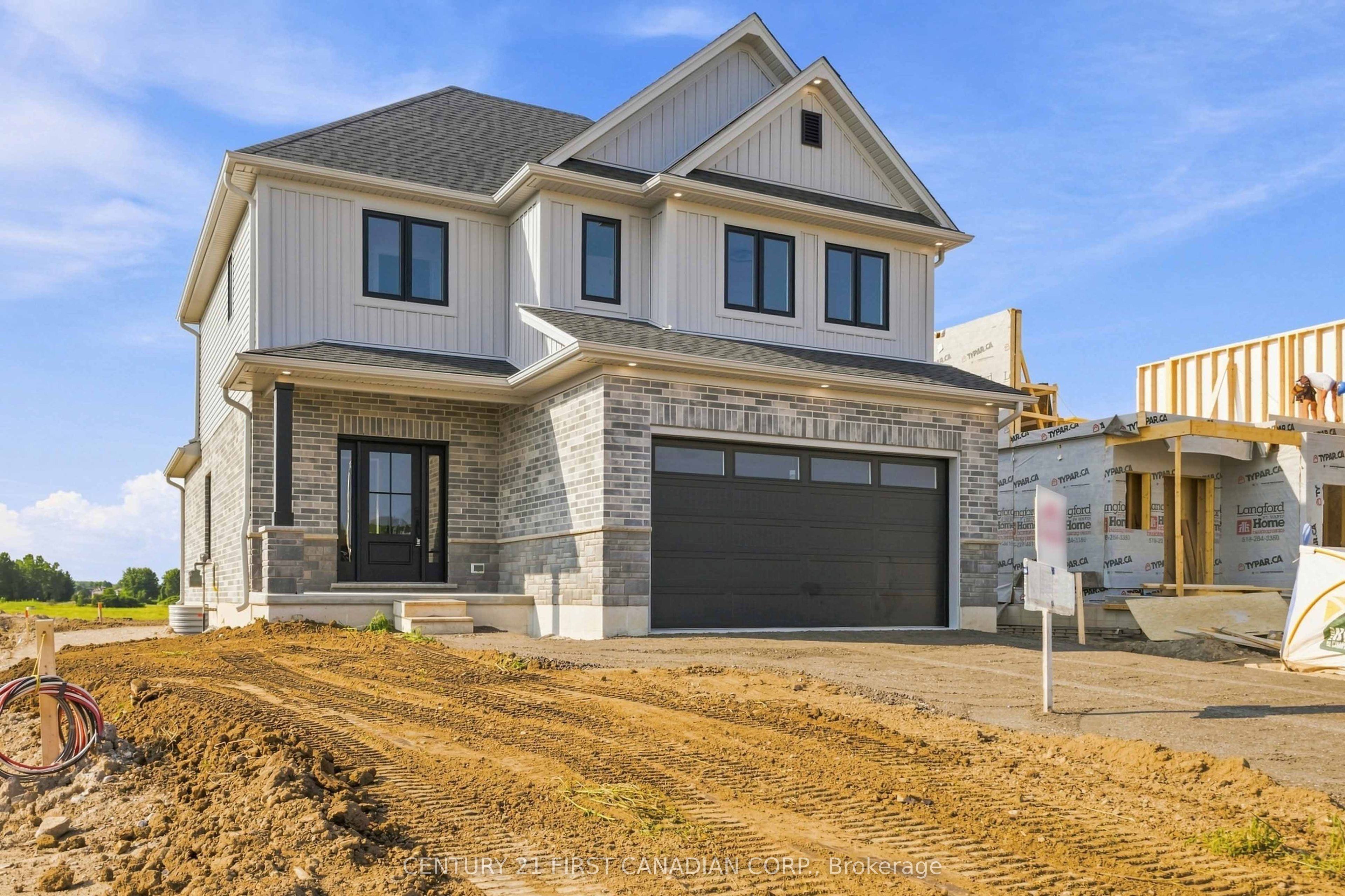 115 Addison Avenue, Lucan Biddulph, ON N0M 2J0 photo 2