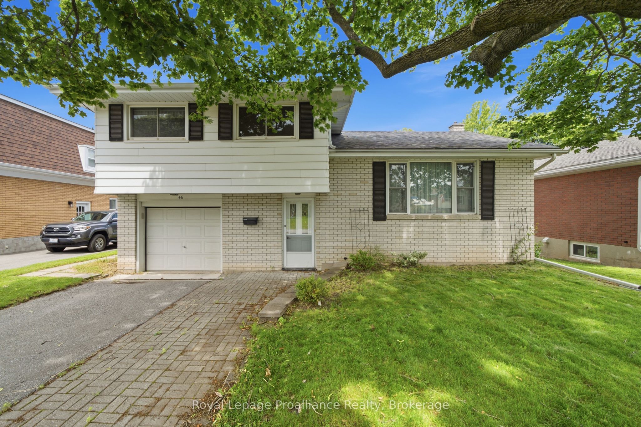 46 Edgehill Road, Belleville, ON K8N 2L1 photo 2