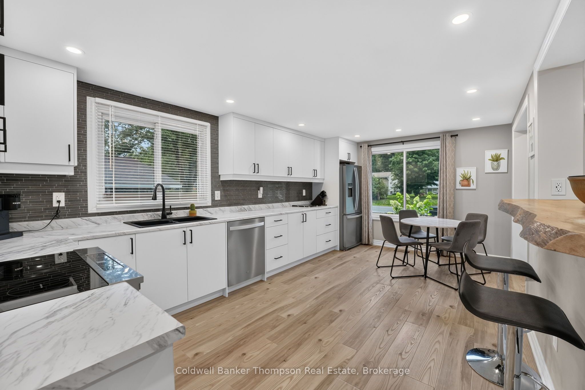 17 Dudley Drive, Bracebridge, ON P1L 1K2 photo 3