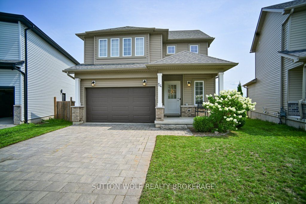 54 Abbott Street, Strathroy-Caradoc, ON N7G 0B7