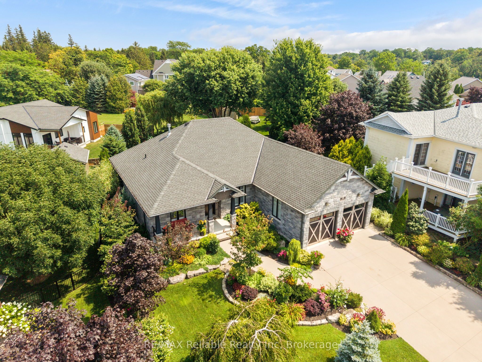 15 Harbour Court, Bluewater, ON N0M 1G0 photo 3