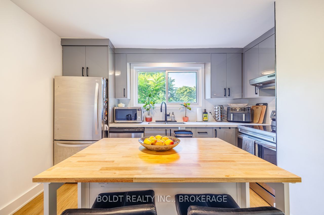 47 Brackencrest Road, St. Catharines, ON L2P 3K7 photo 3