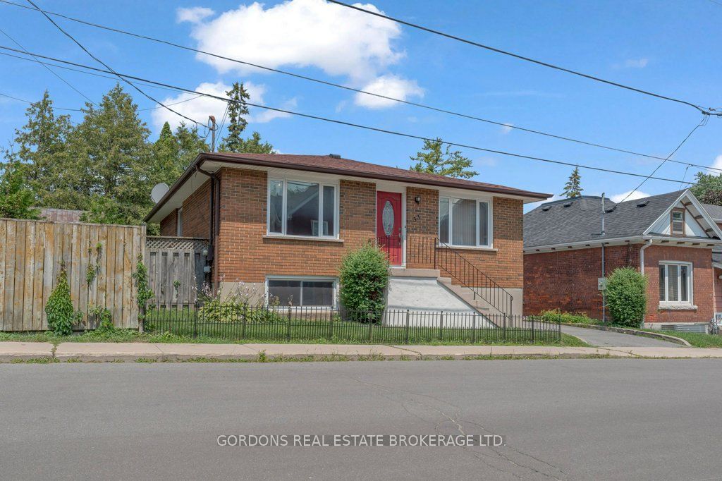 33 Plum Street, Kingston, ON K7K 1T3 photo 2