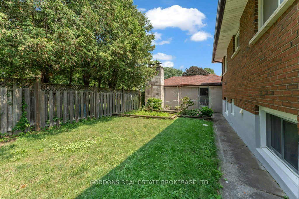 33 Plum Street, Kingston, ON K7K 1T3 photo 5