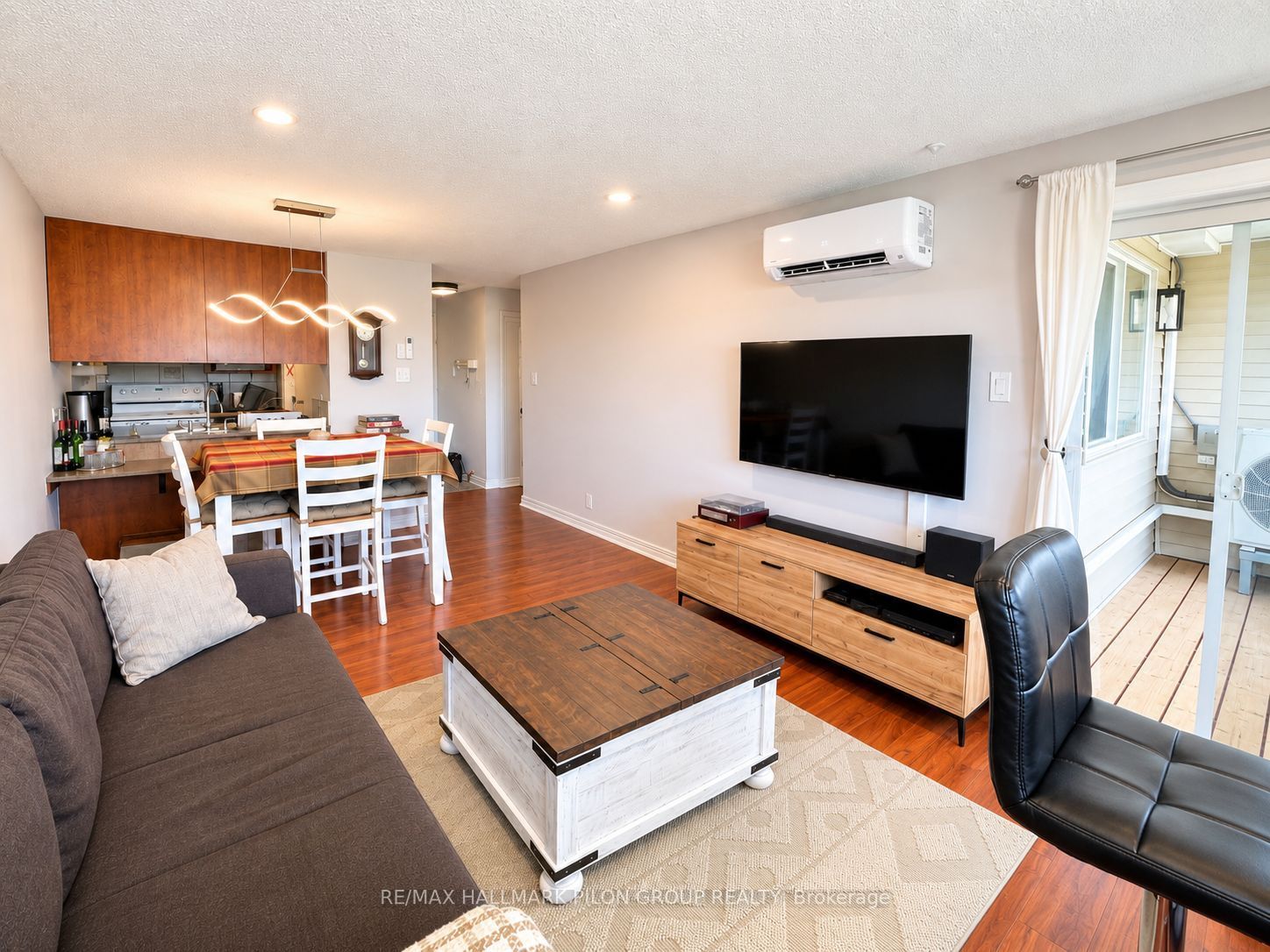 6532 Bilberry Drive 405, Orleans - Convent Glen and Area, ON K1C 4N9 photo 4