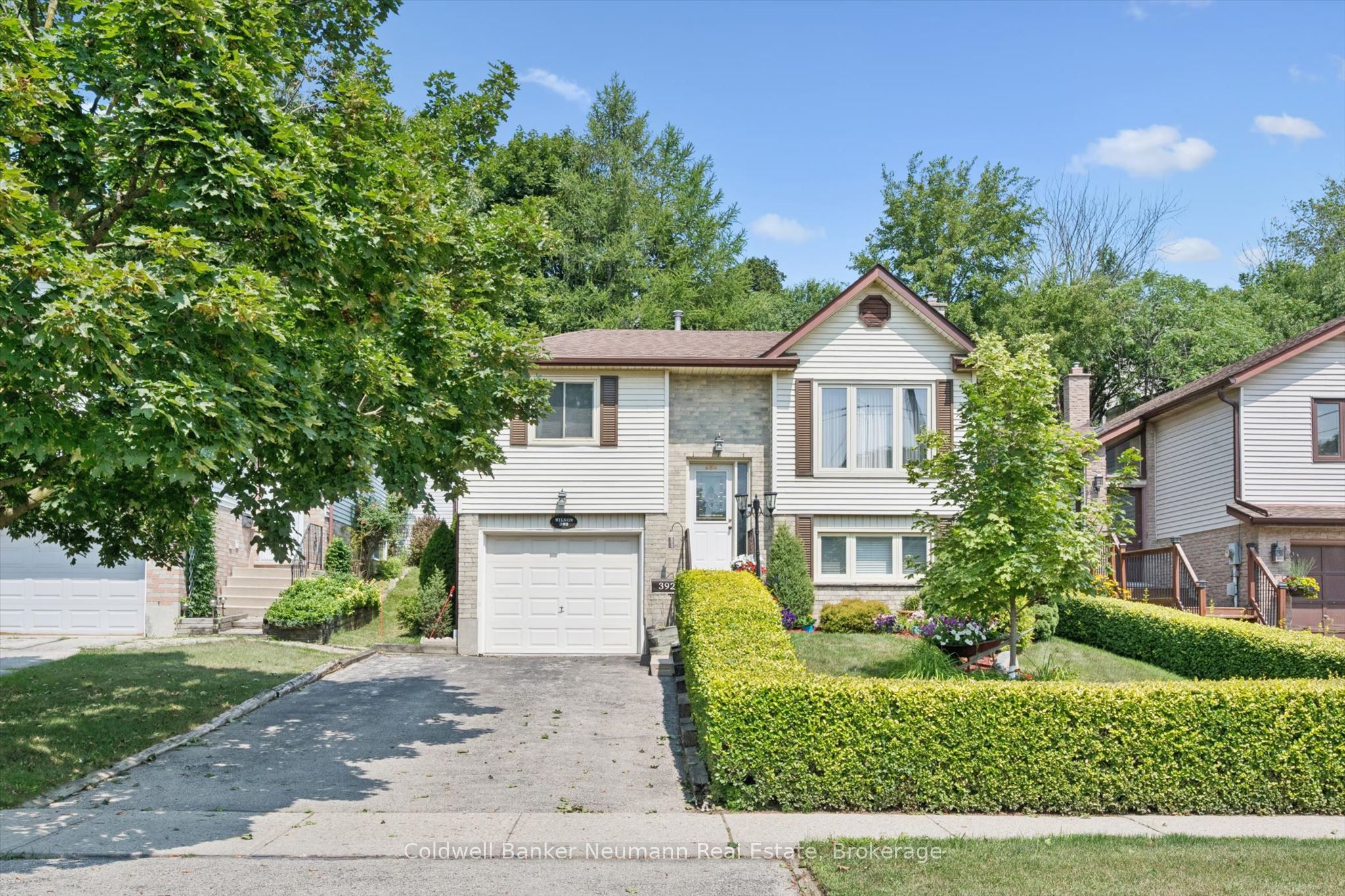 392 Imperial Road S, Guelph, ON N1K 1K3
