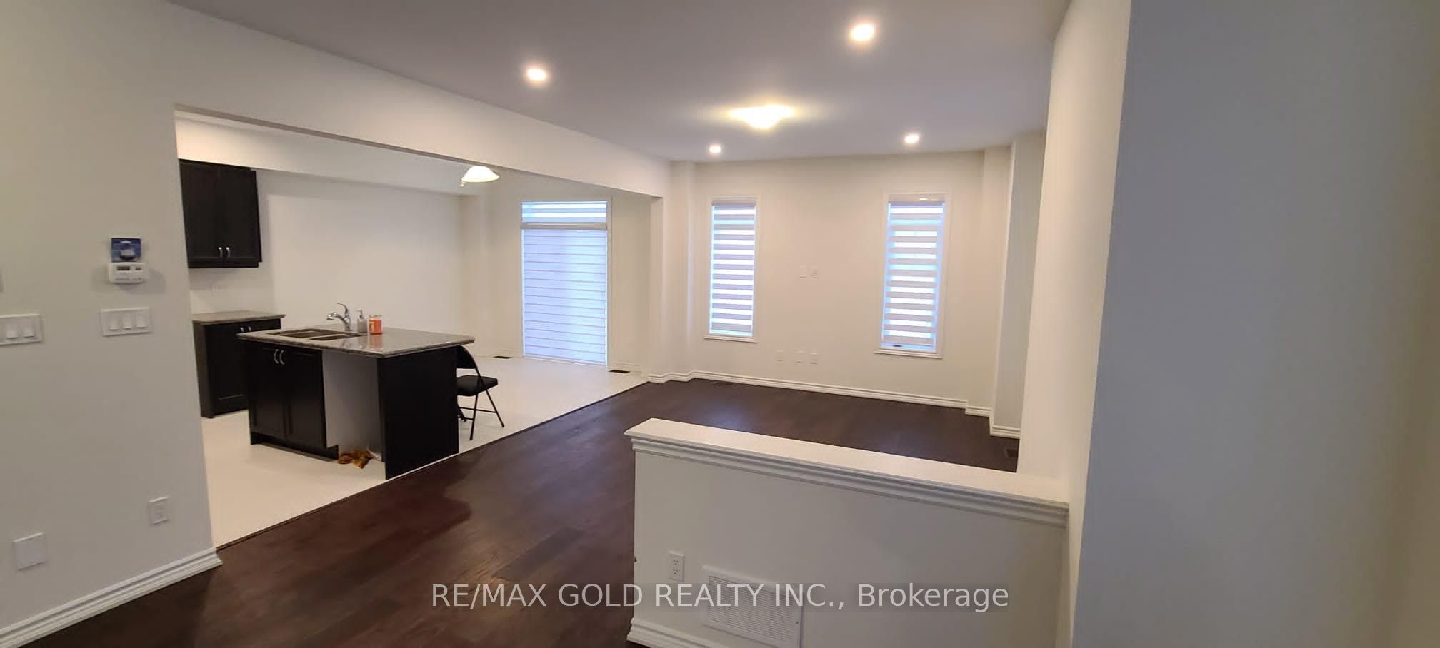 19 Moriarity Drive, Brant, ON N3L 0K4 photo 4